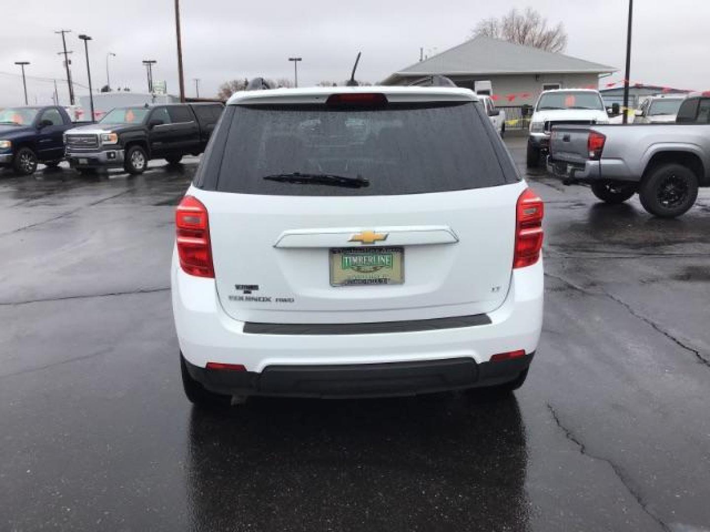 2017 Summit White /Jet Black, premium cloth Chevrolet Equinox LT AWD (2GNFLFEK5H6) with an 2.4L L4 DOHC 16V FFV engine, 6-Speed Automatic transmission, located at 1235 N Woodruff Ave., Idaho Falls, 83401, (208) 523-1053, 43.507172, -112.000488 - This 2017 Chevrolet Equinox LT AWD, has 135,000 miles. Comes with cloth interior, blue tooth audio, power drive seat, back up camera, and cruise control At Timberline Auto it is always easy to find a great deal on your next vehicle! Our experienced sales staff can help find the right vehicle will fi - Photo#3