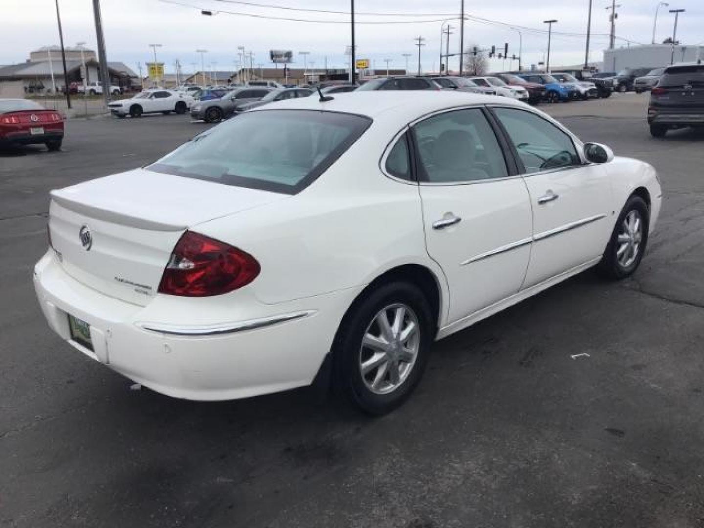 2006 White Opal Buick LaCrosse CXL (2G4WD582561) with an 3.8L V6 OHV 12V engine, 4-Speed Automatic transmission, located at 1235 N Woodruff Ave., Idaho Falls, 83401, (208) 523-1053, 43.507172, -112.000488 - This 2006 Buick Lacrosse CXL, has 117,000 miles. Comes with leather interior, heated seats, power seats, power windows, cruise control, and AM/FM CD stereo. At Timberline Auto it is always easy to find a great deal on your next vehicle! Our experienced sales staff can help find the right vehicle wil - Photo#4