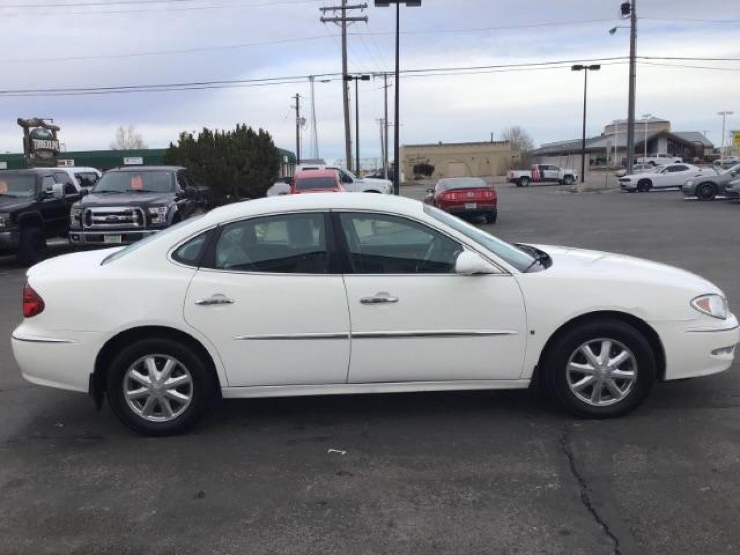 2006 White Opal Buick LaCrosse CXL (2G4WD582561) with an 3.8L V6 OHV 12V engine, 4-Speed Automatic transmission, located at 1235 N Woodruff Ave., Idaho Falls, 83401, (208) 523-1053, 43.507172, -112.000488 - This 2006 Buick Lacrosse CXL, has 117,000 miles. Comes with leather interior, heated seats, power seats, power windows, cruise control, and AM/FM CD stereo. At Timberline Auto it is always easy to find a great deal on your next vehicle! Our experienced sales staff can help find the right vehicle wil - Photo#5