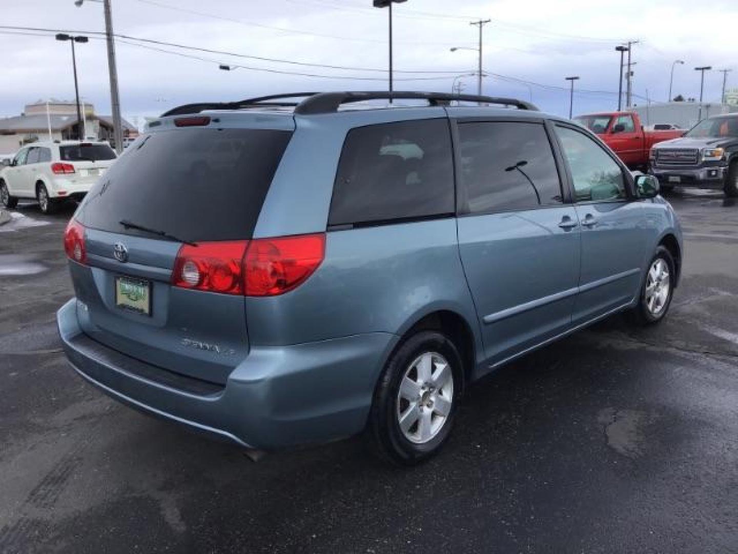 2008 Blue Mirage Metallic /Stone Cloth Interior Toyota Sienna LE FWD 8-Passenger Seating (5TDZK23C68S) with an 3.5L V6 EFI DOHC 24V engine, 5-Speed Automatic transmission, located at 1235 N Woodruff Ave., Idaho Falls, 83401, (208) 523-1053, 43.507172, -112.000488 - This 2008 Toyota Sienna LE, has 235,000 miles. It comes with cloth interior, cruise control, AM/FM CD stereo, power windows and locks, and seats up to 8. At Timberline Auto it is always easy to find a great deal on your next vehicle! Our experienced sales staff can help find the right vehicle will f - Photo#4