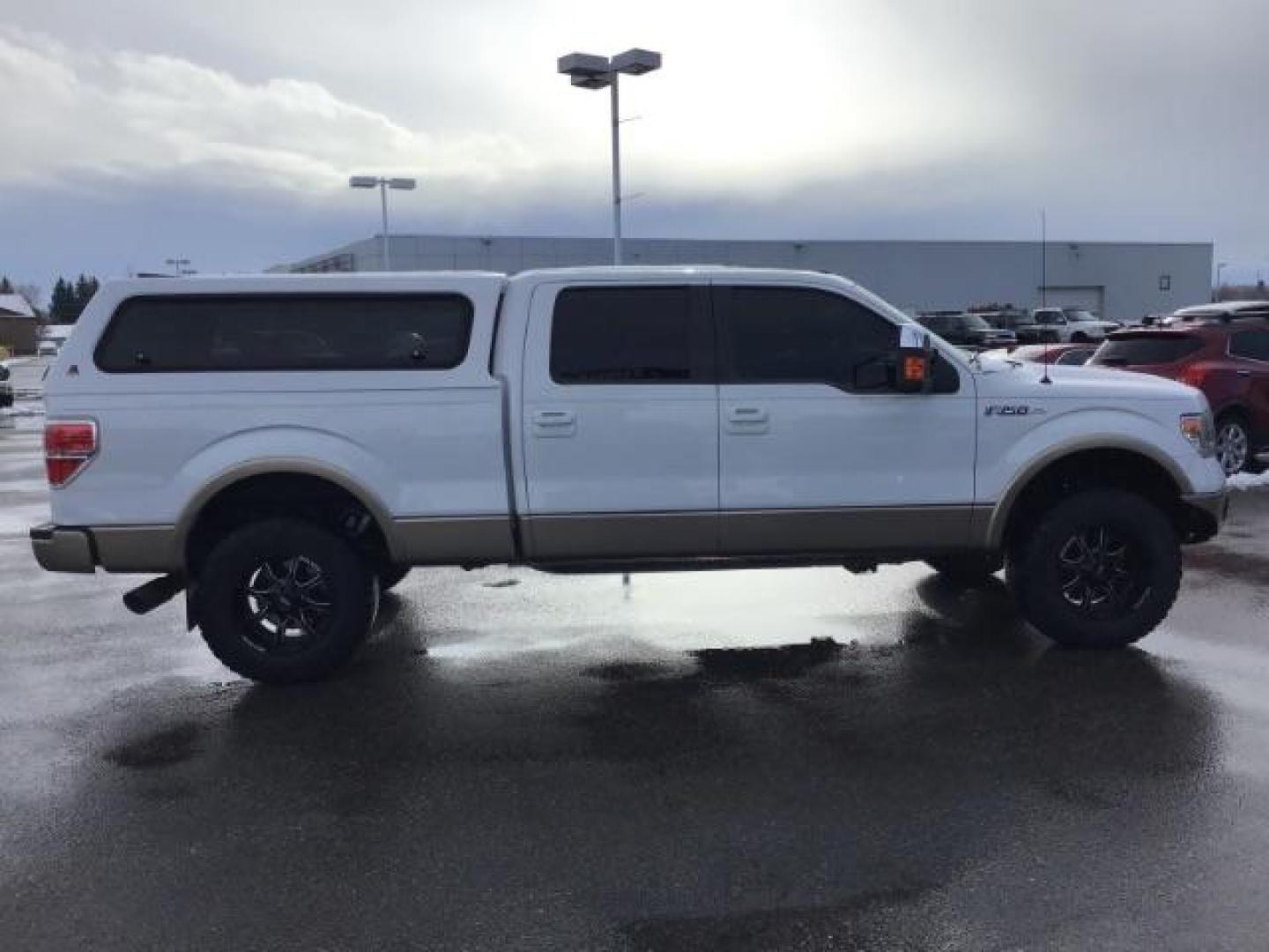 2013 WHITE /LEATHER Ford F-150 Lariat SuperCrew 6.5-ft. Bed 4WD (1FTFW1ET0DF) with an 3.5L V6 TURBO engine, AUTOMATIC transmission, located at 1235 N Woodruff Ave., Idaho Falls, 83401, (208) 523-1053, 43.507172, -112.000488 - This 2013 Ford F150 Lariat 4x4, has the 3.5L eco boost motor. It has 144,000 miles. Comes with leather interior, heated and cooled seats, keyless remote, blue tooth audio, Sony speakers, and Navigation At Timberline Auto it is always easy to find a great deal on your next vehicle! Our experienced sa - Photo#5