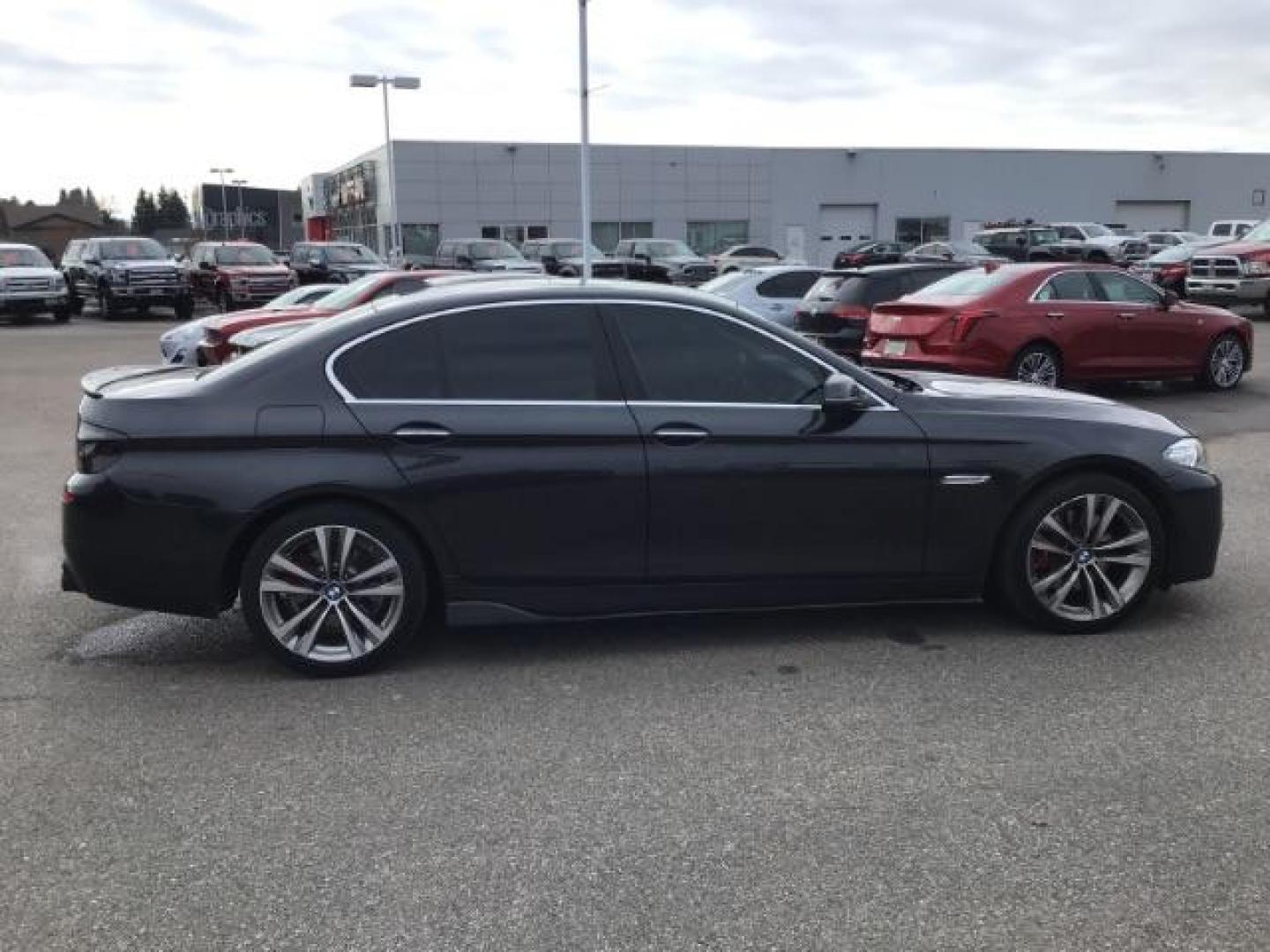 2016 GRAY /Black Nappa, premium leather BMW 5-Series 535i xDrive (WBA5B3C55GG) with an 3.0L L6 DOHC 24V engine, 8-Speed Automatic transmission, located at 1235 N Woodruff Ave., Idaho Falls, 83401, (208) 523-1053, 43.507172, -112.000488 - This BMW M Sport, has 88,000 miles. It comes with leather interior, back up camera, sunroof, and dual power seats. At Timberline Auto it is always easy to find a great deal on your next vehicle! Our experienced sales staff can help find the right vehicle that will fit your needs. Our knowledgeable f - Photo#6