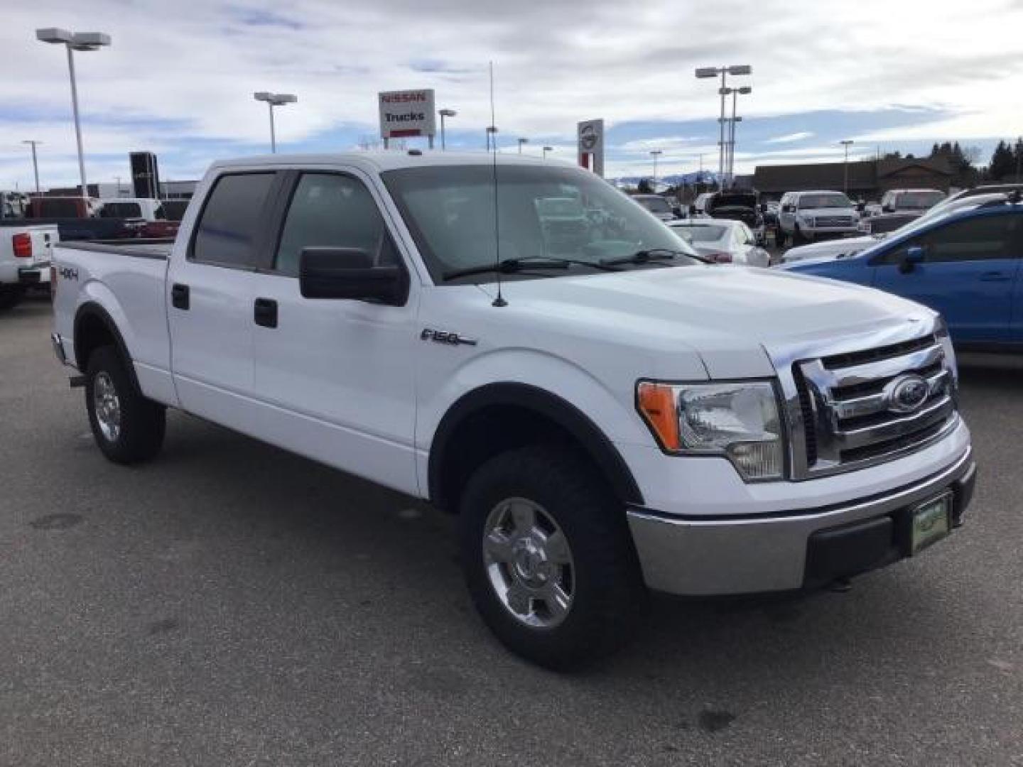 2011 Oxford White /Steel Gray Cloth Interior Ford F-150 XLT SuperCrew 6.5-ft. Bed 4WD (1FTFW1EF6BF) with an 5.0L V8 engine, 6-Speed Automatic transmission, located at 1235 N Woodruff Ave., Idaho Falls, 83401, (208) 523-1053, 43.507172, -112.000488 - This 2011 Ford F150 XLT 4x4, has the 5.0 motor. It has 98,000 miles. Comes with cloth seats, keyless entry, power locks and windows, and cruise control. At Timberline Auto it is always easy to find a great deal on your next vehicle! Our experienced sales staff can help find the right vehicle that wi - Photo#6