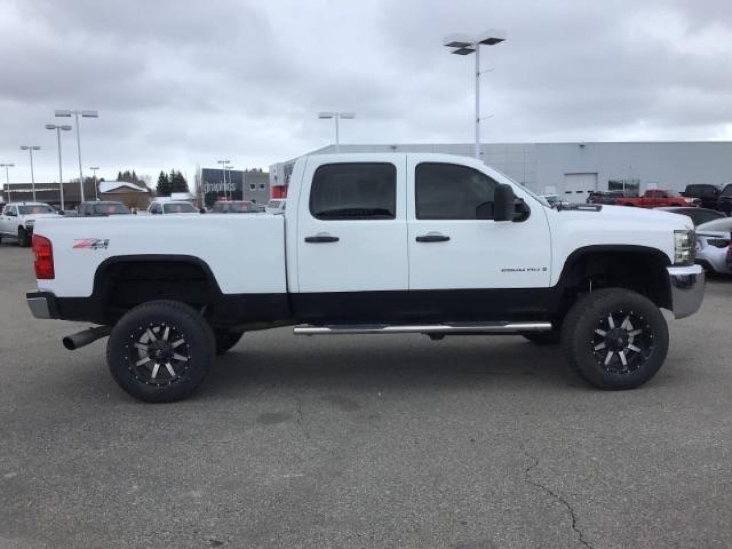 2008 Summit White /Light Titanium/Ebony Cloth Interior Chevrolet Silverado 2500HD LT1 Crew Cab Std. Box 4WD (1GCHK23638F) with an 6.6L V8 OHV 32V TURBO DIESEL engine, 6-Speed Automatic transmission, located at 1235 N Woodruff Ave., Idaho Falls, 83401, (208) 523-1053, 43.507172, -112.000488 - This 2008 Chevrolet 2500 LT1 4x4, has the 6.6L duramax, It comes with cloth interior, integrated brake control, cruise control, power driver seat, power windows and locks. At Timberline Auto it is always easy to find a great deal on your next vehicle! Our experienced sales staff can help find the ri - Photo#5