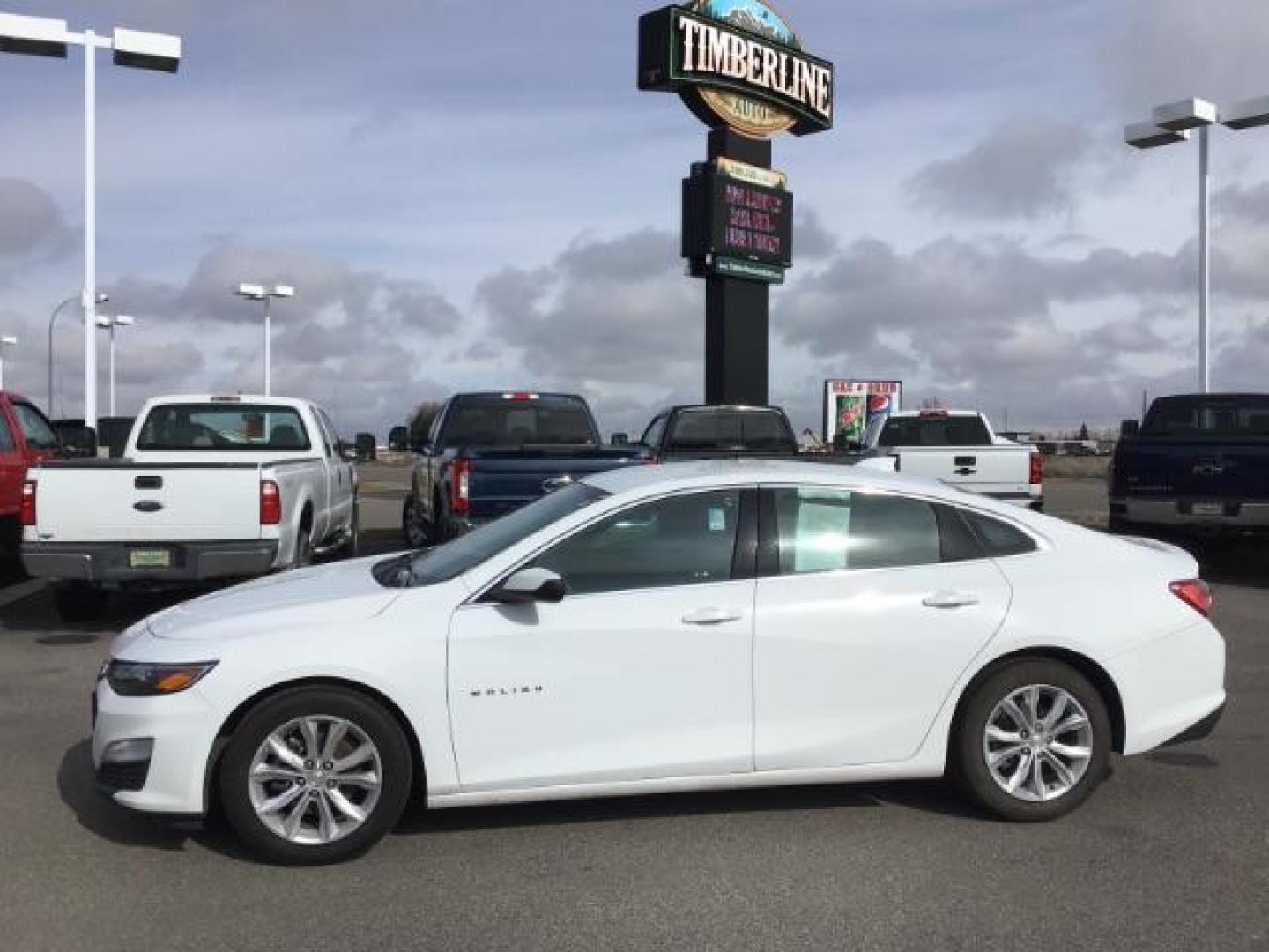 2020 WHITE /LEATHER Chevrolet Malibu LT (1G1ZD5ST8LF) with an 1.5L L4 DOHC 16V engine, 6-Speed Automatic transmission, located at 1235 N Woodruff Ave., Idaho Falls, 83401, (208) 523-1053, 43.507172, -112.000488 - This 2020 Chevrolet Malibu LT, has 93,000 miles. Comes with cloth interior, heated seats, keyless remote, blue tooth audio, tinted windows, and back up camera. At Timberline Auto it is always easy to find a great deal on your next vehicle! Our experienced sales staff can help find the right vehicle - Photo#1