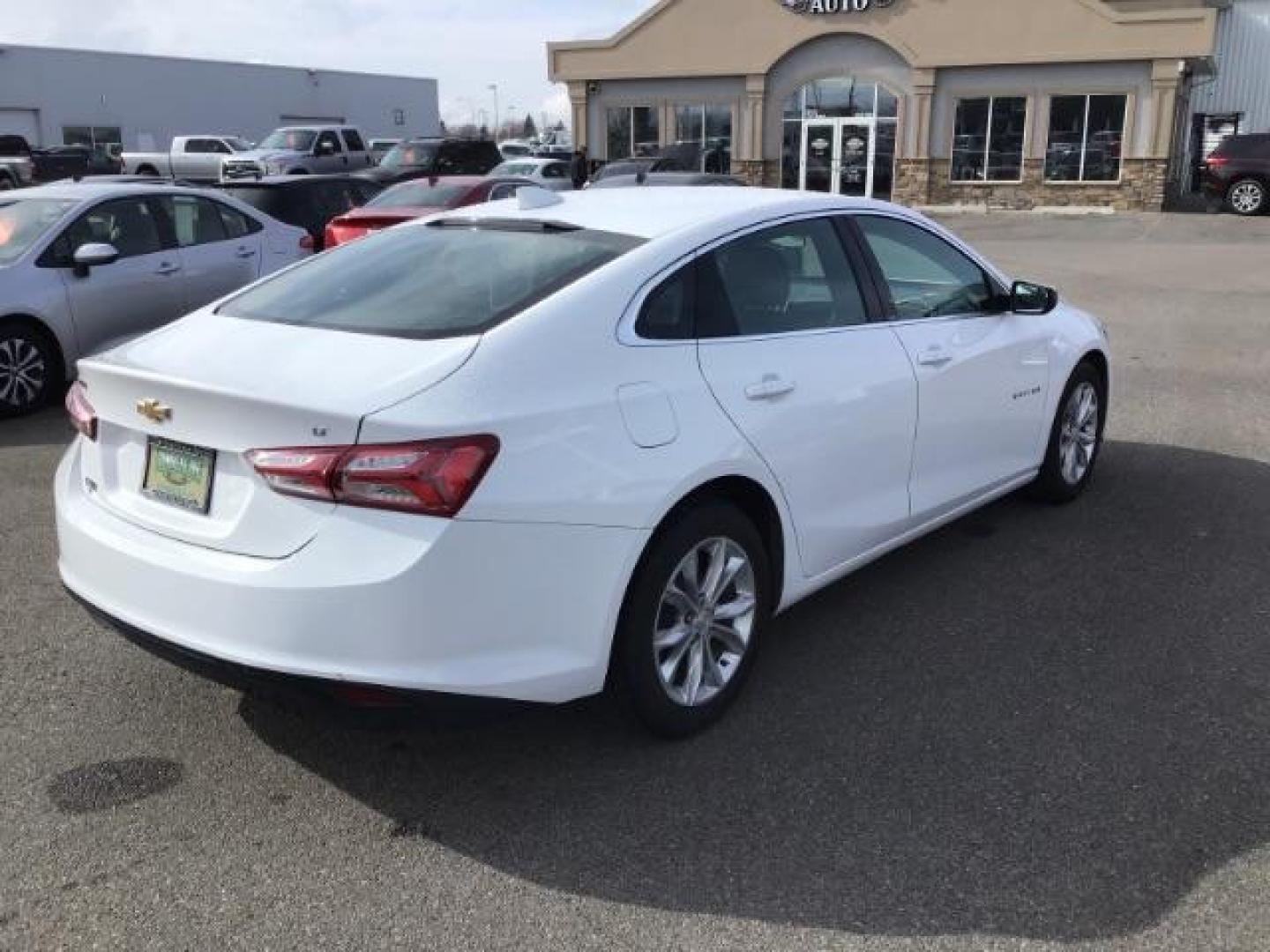 2020 WHITE /LEATHER Chevrolet Malibu LT (1G1ZD5ST8LF) with an 1.5L L4 DOHC 16V engine, 6-Speed Automatic transmission, located at 1235 N Woodruff Ave., Idaho Falls, 83401, (208) 523-1053, 43.507172, -112.000488 - This 2020 Chevrolet Malibu LT, has 93,000 miles. Comes with cloth interior, heated seats, keyless remote, blue tooth audio, tinted windows, and back up camera. At Timberline Auto it is always easy to find a great deal on your next vehicle! Our experienced sales staff can help find the right vehicle - Photo#4