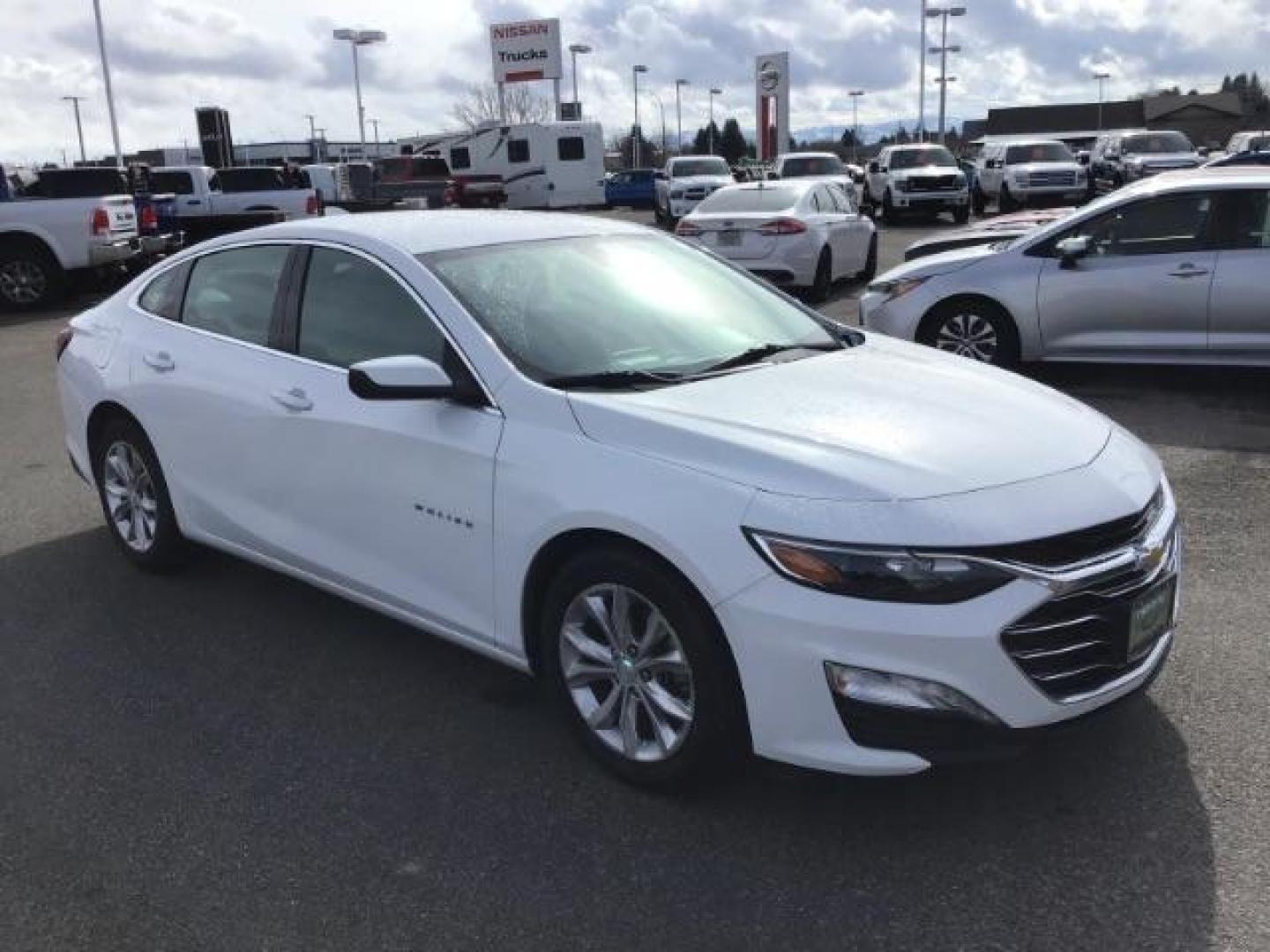 2020 WHITE /LEATHER Chevrolet Malibu LT (1G1ZD5ST8LF) with an 1.5L L4 DOHC 16V engine, 6-Speed Automatic transmission, located at 1235 N Woodruff Ave., Idaho Falls, 83401, (208) 523-1053, 43.507172, -112.000488 - This 2020 Chevrolet Malibu LT, has 93,000 miles. Comes with cloth interior, heated seats, keyless remote, blue tooth audio, tinted windows, and back up camera. At Timberline Auto it is always easy to find a great deal on your next vehicle! Our experienced sales staff can help find the right vehicle - Photo#6