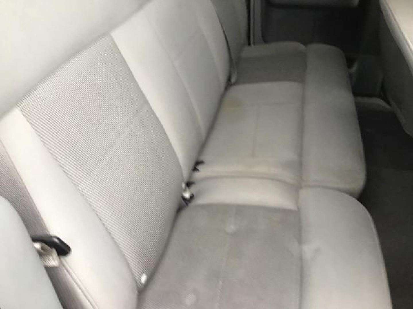 2006 WHITE /Med/Dark Flint Cloth Interior Ford F-150 XLT SuperCab 5.5-ft Box 4WD (1FTPX14V66N) with an 5.4L V8 SOHC 24V FFV engine, 4-Speed Automatic transmission, located at 1235 N Woodruff Ave., Idaho Falls, 83401, (208) 523-1053, 43.507172, -112.000488 - This 2006 Ford F150 XLT 4x4, has the 5.4L V8 motor. It has 150,000 miles. Comes with cloth seats, cruise control, AM/FM CD stereo, and power windows and locks. At Timberline Auto it is always easy to find a great deal on your next vehicle! Our experienced sales staff can help find the right vehicle - Photo#19