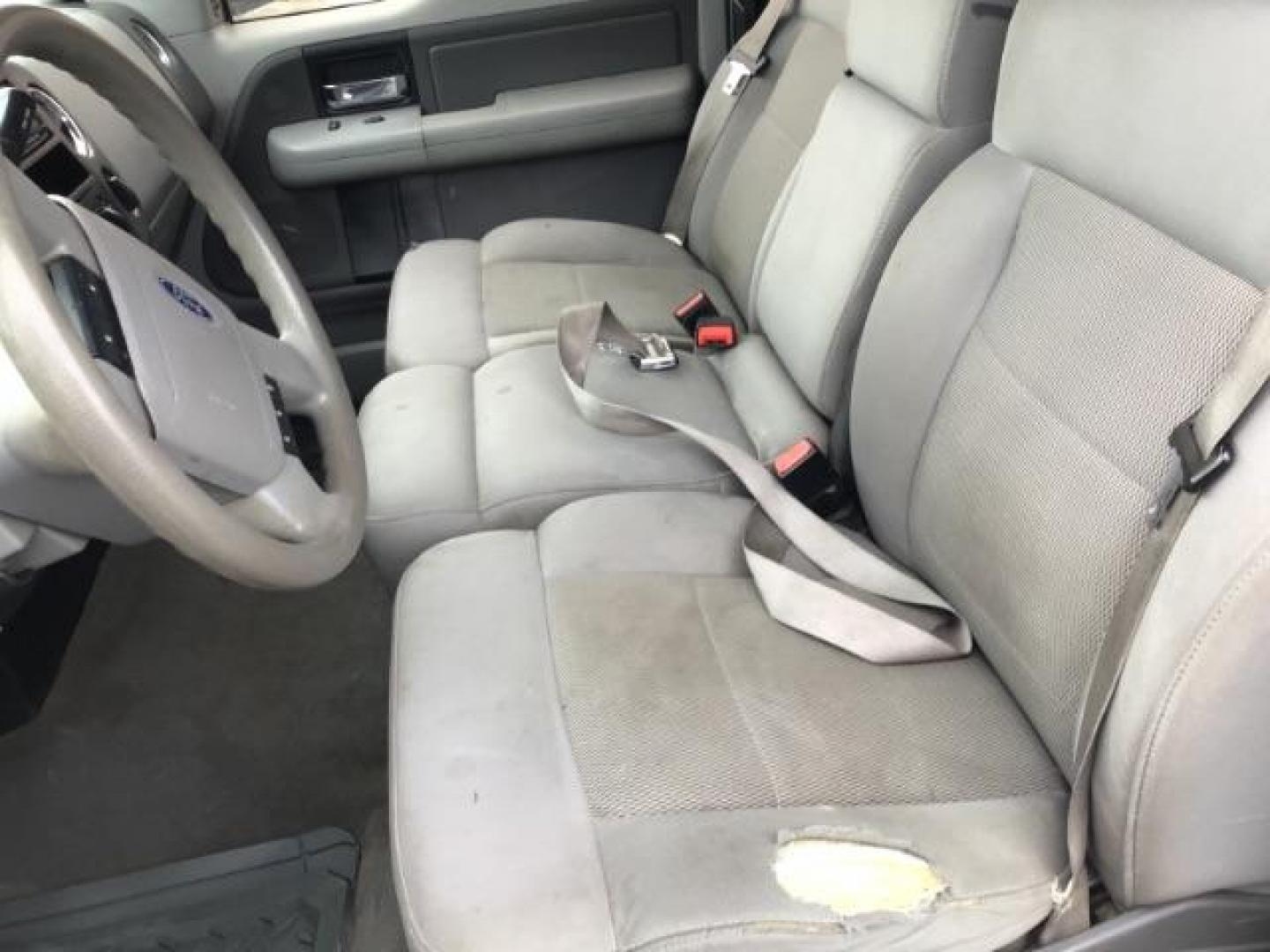 2006 WHITE /Med/Dark Flint Cloth Interior Ford F-150 XLT SuperCab 5.5-ft Box 4WD (1FTPX14V66N) with an 5.4L V8 SOHC 24V FFV engine, 4-Speed Automatic transmission, located at 1235 N Woodruff Ave., Idaho Falls, 83401, (208) 523-1053, 43.507172, -112.000488 - This 2006 Ford F150 XLT 4x4, has the 5.4L V8 motor. It has 150,000 miles. Comes with cloth seats, cruise control, AM/FM CD stereo, and power windows and locks. At Timberline Auto it is always easy to find a great deal on your next vehicle! Our experienced sales staff can help find the right vehicle - Photo#8