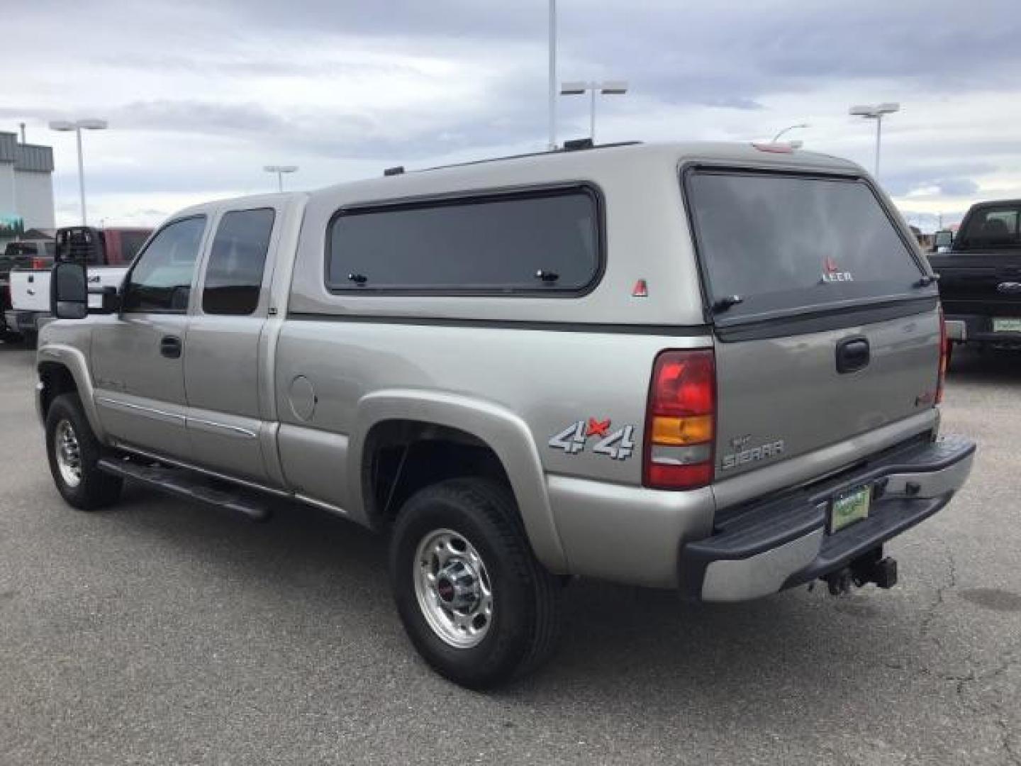 2003 Pewter Metallic /Dark Pewter Custom Cloth Interior GMC Sierra 2500HD SLE Ext. Cab Short Bed 4WD (1GTHK29G93E) with an 8.1L V8 OHV 16V engine, 4-Speed Automatic transmission, located at 1235 N Woodruff Ave., Idaho Falls, 83401, (208) 523-1053, 43.507172, -112.000488 - This 2003 GMC 2500 SLE 4x4, has the 8.1L V8 motor. It only has 80,000 miles. Comes with cloth interior, power windows power locks, cruise control, cruise control, and AM/FM CD stereo. At Timberline Auto it is always easy to find a great deal on your next vehicle! Our experienced sales staff can help - Photo#2