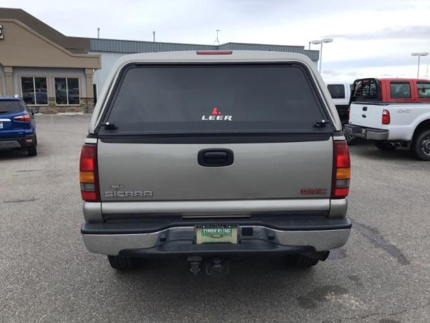 2003 Pewter Metallic /Dark Pewter Custom Cloth Interior GMC Sierra 2500HD SLE Ext. Cab Short Bed 4WD (1GTHK29G93E) with an 8.1L V8 OHV 16V engine, 4-Speed Automatic transmission, located at 1235 N Woodruff Ave., Idaho Falls, 83401, (208) 523-1053, 43.507172, -112.000488 - This 2003 GMC 2500 SLE 4x4, has the 8.1L V8 motor. It only has 80,000 miles. Comes with cloth interior, power windows power locks, cruise control, cruise control, and AM/FM CD stereo. At Timberline Auto it is always easy to find a great deal on your next vehicle! Our experienced sales staff can help - Photo#3