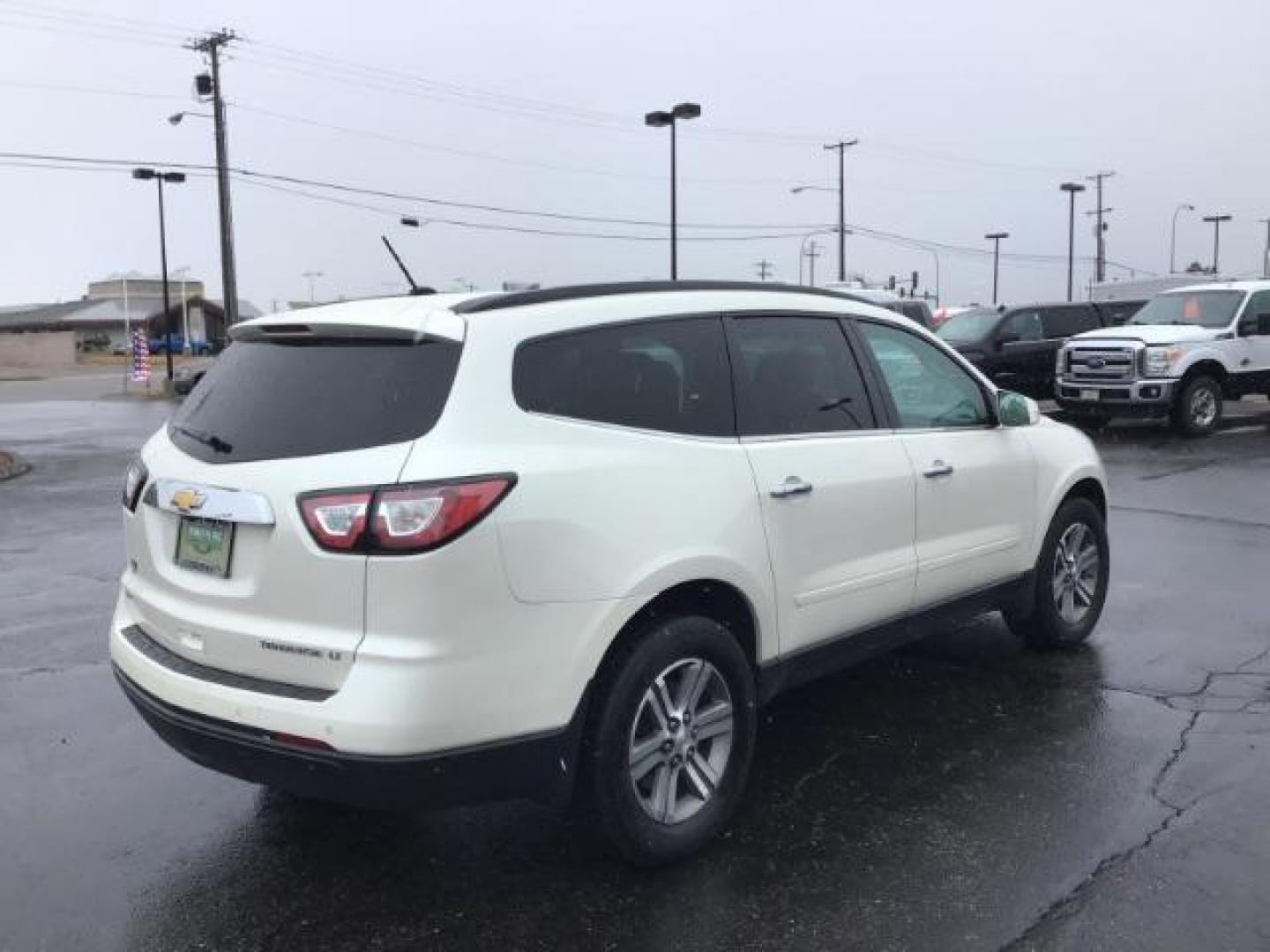 2015 Chevrolet Traverse 2LT AWD (1GNKVHKD0FJ) with an 3.6L V6 DOHC 24V engine, 6-Speed Automatic transmission, located at 1235 N Woodruff Ave., Idaho Falls, 83401, (208) 523-1053, 43.507172, -112.000488 - This 2015 Chevrolet Traverse 2 LT AWD, has 157,000 miles. Comes with leather interior, heated seats, blue tooth audio, touch screen stereo, 3rd row seating, power seats, and power windows and locks. At Timberline Auto it is always easy to find a great deal on your next vehicle! Our experienced sales - Photo#4