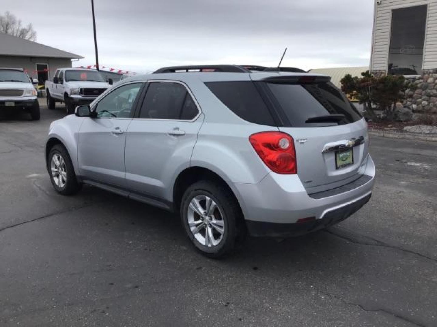 2015 Chevrolet Equinox 2LT AWD (2GNFLGEK6F6) with an 2.4L L4 DOHC 16V FFV engine, 6-Speed Automatic transmission, located at 1235 N Woodruff Ave., Idaho Falls, 83401, (208) 523-1053, 43.507172, -112.000488 - This Chevrolet Equinox LT AWD, has 115,000 miles. Comes with cloth seats, cruise control, sunroof, blue tooth audio, touch screen stereo, power windows and locks, and back up camera. At Timberline Auto it is always easy to find a great deal on your next vehicle! Our experienced sales staff can help - Photo#2