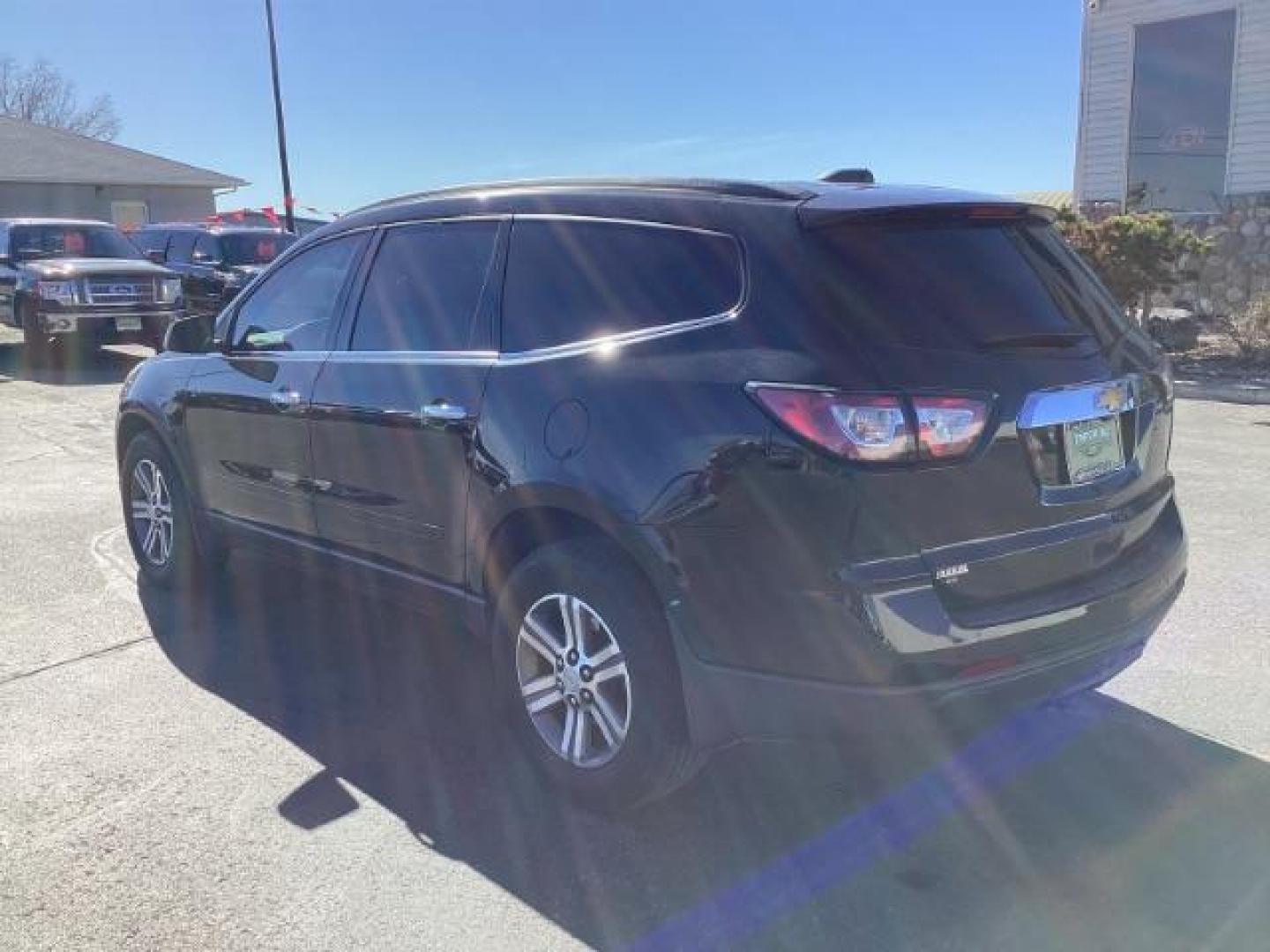 2017 Mosaic Black Metallic /Dark Titanium / Light Titanium, premium cloth Chevrolet Traverse 1LT AWD (1GNKVGKD8HJ) with an 3.6L V6 DOHC 24V engine, 6-Speed Automatic transmission, located at 1235 N Woodruff Ave., Idaho Falls, 83401, (208) 523-1053, 43.507172, -112.000488 - The 2017 Chevrolet Traverse 1LT AWD comes with a variety of features that enhance comfort, convenience, and safety. Here are some of the key features you can expect: All-Wheel Drive (AWD): Provides better traction and stability, particularly in adverse weather conditions or on rough terrain. 3.6L V - Photo#2