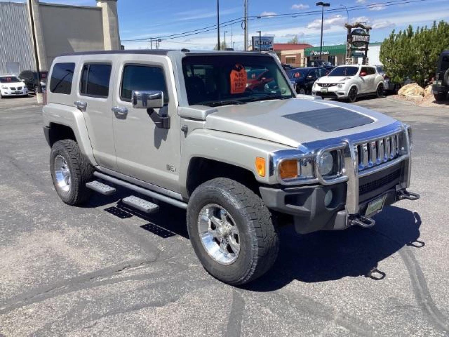 2006 Boulder Gray Metallic /Ebony Leather Interior Hummer H3 Sport Utility (5GTDN136268) with an 3.5L L5 DOHC 20V engine, 4-Speed Automatic transmission, located at 1235 N Woodruff Ave., Idaho Falls, 83401, (208) 523-1053, 43.507172, -112.000488 - The 2006 Hummer H3 was part of the Hummer lineup known for its rugged design and off-road capabilities. Here are some of its key features: Exterior Design: The H3 retained the iconic boxy design of the Hummer brand, with a rugged and aggressive appearance. It featured a wide stance and prominent wh - Photo#6