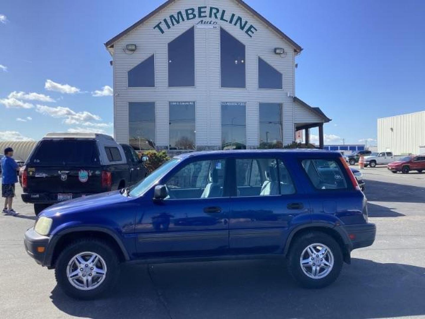 1997 BLUE /CLOTH Honda CR-V Base (JHLRD185XVC) with an 2.0L L4 DOHC 16V engine, 4-Speed Automatic transmission, located at 1235 N Woodruff Ave., Idaho Falls, 83401, (208) 523-1053, 43.507172, -112.000488 - The 1997 Honda CR-V Base model came with a range of standard features for its time. Here are some of the key features: Engine: The 1997 CR-V Base model was equipped with a 2.0-liter inline-four engine, producing around 126 horsepower and 133 lb-ft of torque. Transmission: Most CR-V Base models cam - Photo#1