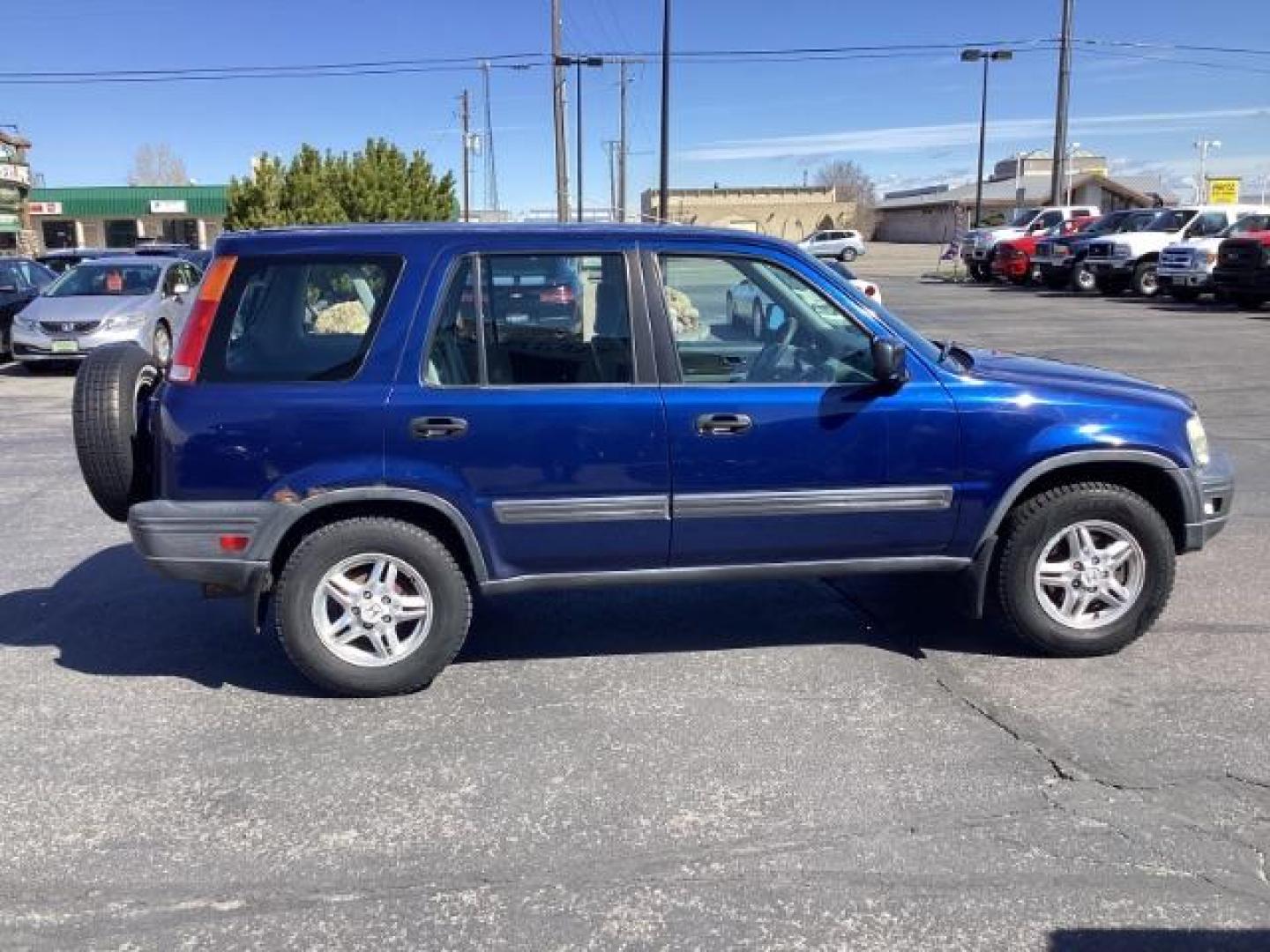 1997 BLUE /CLOTH Honda CR-V Base (JHLRD185XVC) with an 2.0L L4 DOHC 16V engine, 4-Speed Automatic transmission, located at 1235 N Woodruff Ave., Idaho Falls, 83401, (208) 523-1053, 43.507172, -112.000488 - The 1997 Honda CR-V Base model came with a range of standard features for its time. Here are some of the key features: Engine: The 1997 CR-V Base model was equipped with a 2.0-liter inline-four engine, producing around 126 horsepower and 133 lb-ft of torque. Transmission: Most CR-V Base models cam - Photo#5