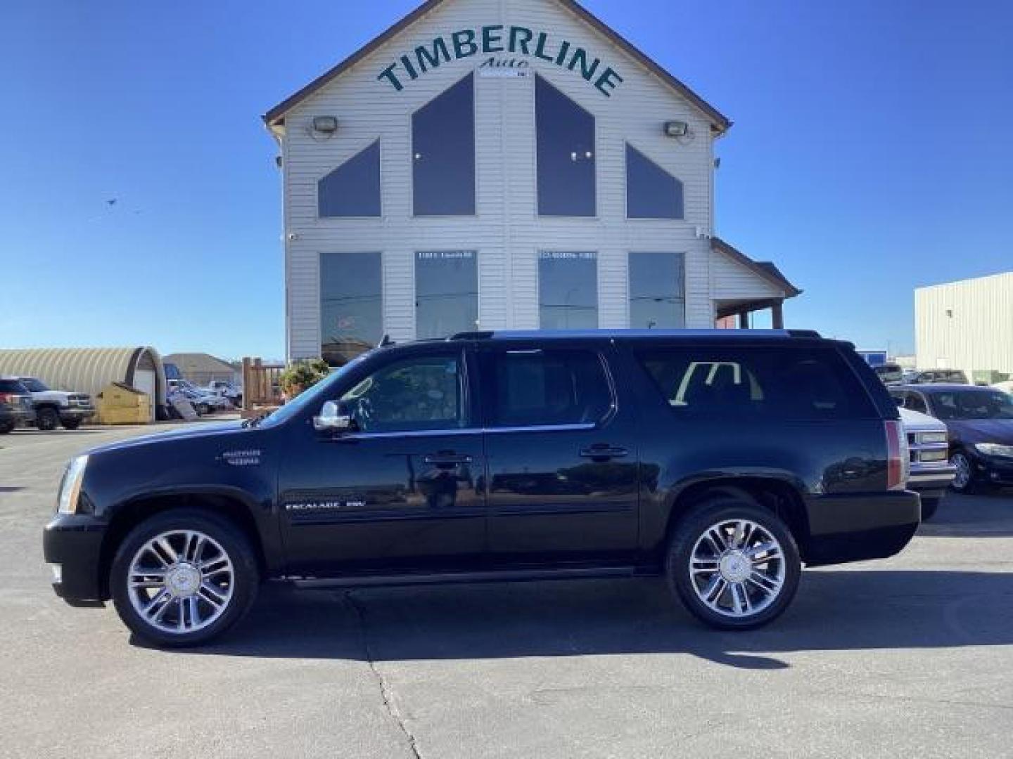 2012 Black Ice Metallic /Ebony Leather Interior Cadillac Escalade ESV AWD Premium (1GYS4JEF7CR) with an 6.2L V8 OHV 16V FFV engine, 6-Speed Automatic transmission, located at 1235 N Woodruff Ave., Idaho Falls, 83401, (208) 523-1053, 43.507172, -112.000488 - The 2012 Cadillac Escalade ESV AWD Premium is a luxurious and spacious full-size SUV that comes loaded with upscale features and amenities. Here are some of the key features you would typically find on the 2012 Cadillac Escalade ESV AWD Premium trim: All-Wheel Drive (AWD): Provides enhanced tractio - Photo#1