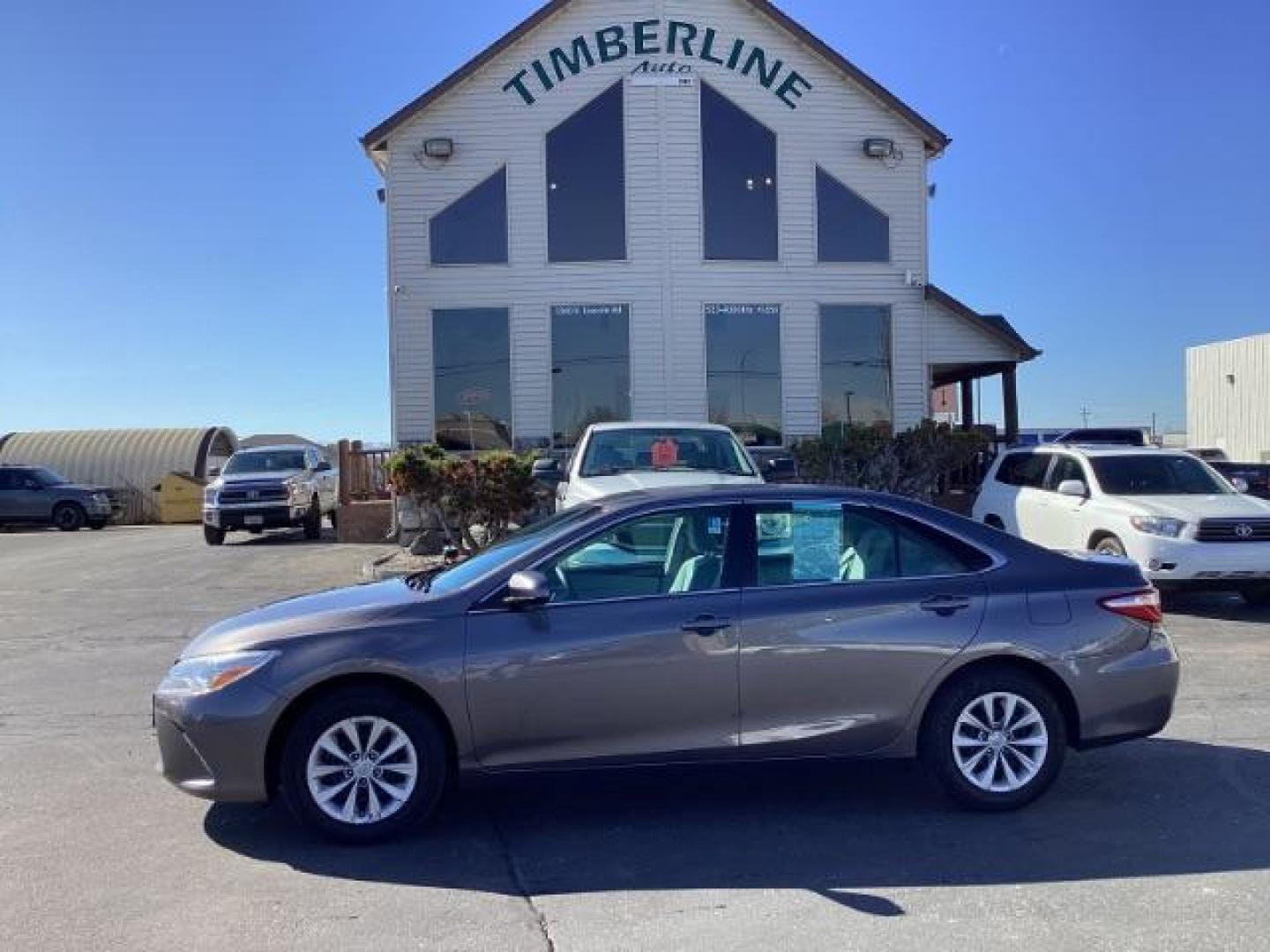 2016 Celestial Silver Metallic /Ash, cloth Toyota Camry LE (4T4BF1FK4GR) with an 2.5L L4 DOHC 16V engine, 6-Speed Automatic transmission, located at 1235 N Woodruff Ave., Idaho Falls, 83401, (208) 523-1053, 43.507172, -112.000488 - The 2016 Toyota Camry LE is a mid-level trim of the popular sedan, offering a blend of comfort, reliability, and efficiency. Here are some of the notable features you might find on the 2016 Toyota Camry LE: 2.5-Liter Four-Cylinder Engine: The Camry LE typically comes equipped with a 2.5-liter four- - Photo#1