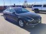 2020 BLACK /CLOTH Hyundai Sonata SE (5NPEG4JA2LH) with an 2.5L L4 DOHC 16V engine, 8-Speed Automatic transmission, located at 1235 N Woodruff Ave., Idaho Falls, 83401, (208) 523-1053, 43.507172, -112.000488 - The 2020 Sonata featured a completely redesigned exterior, characterized by a sleek coupe-like profile and Hyundai's Sensuous Sportiness design philosophy. It had a prominent front grille, LED headlights, and a fastback-style roofline, giving it a more upscale and dynamic appearance compared to its - Photo#7