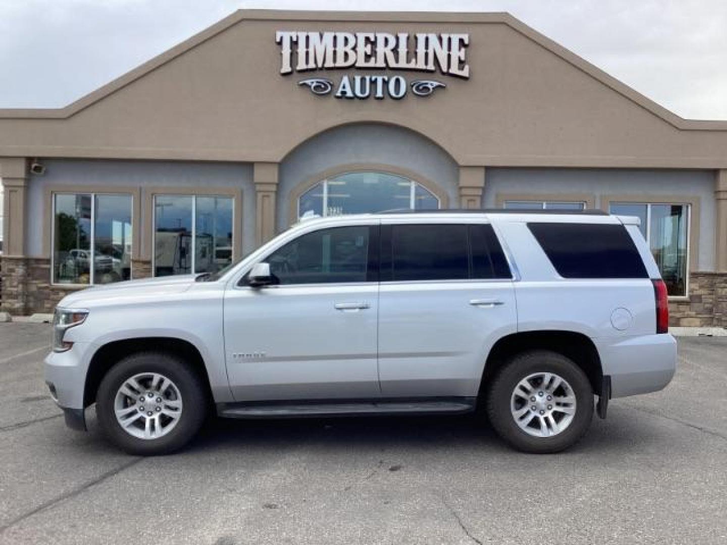 2018 Silver Ice Metallic /Jet Black, cloth Chevrolet Tahoe LS 4WD (1GNSKAKC0JR) with an 5.3L V8 OHV 16V engine, 6-Speed Automatic transmission, located at 1235 N Woodruff Ave., Idaho Falls, 83401, (208) 523-1053, 43.507172, -112.000488 - Photo#2