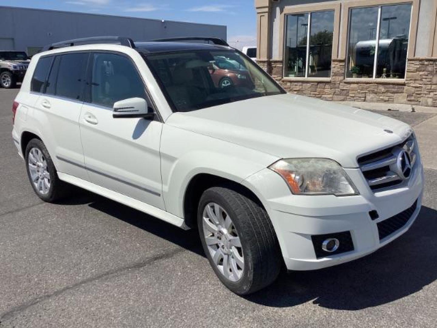 2012 Mercedes-Benz GLK-Class GLK350 (WDCGG5GB0CF) with an 3.5L V6 DOHC 24V engine, 7-Speed Automatic transmission, located at 1235 N Woodruff Ave., Idaho Falls, 83401, (208) 523-1053, 43.507172, -112.000488 - Photo#6