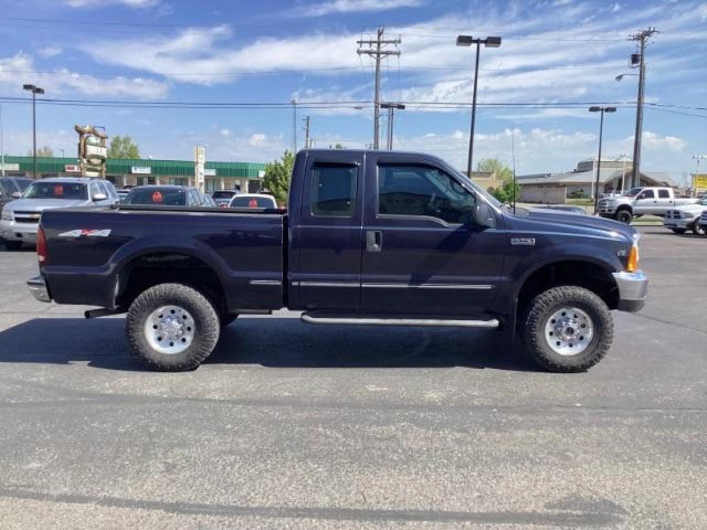 1999 BLUE Ford F-250 SD NA (1FTNX21L1XE) , located at 1235 N Woodruff Ave., Idaho Falls, 83401, (208) 523-1053, 43.507172, -112.000488 - The 1999 Ford F-250 XL with a manual transmission typically offers a range of features suitable for both work and everyday use. Here are some key features you can typically find in the 1999 Ford F-250 XL: Engine Options: The 1999 F-250 XL usually offers a choice of engine options: 5.4-liter V8 eng - Photo#5