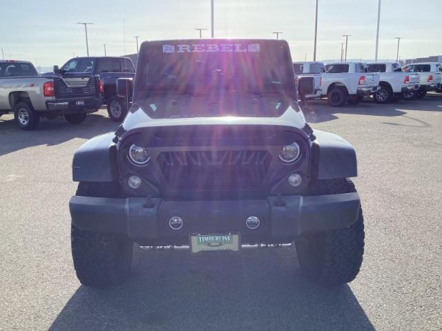 2015 GREEN /Black, cloth Jeep Wrangler Unlimited Sahara 4WD (1C4BJWEG9FL) with an 3.6L V6 DOHC 24V FFV engine, 5-Speed Automatic transmission, located at 1235 N Woodruff Ave., Idaho Falls, 83401, (208) 523-1053, 43.507172, -112.000488 - Photo#7