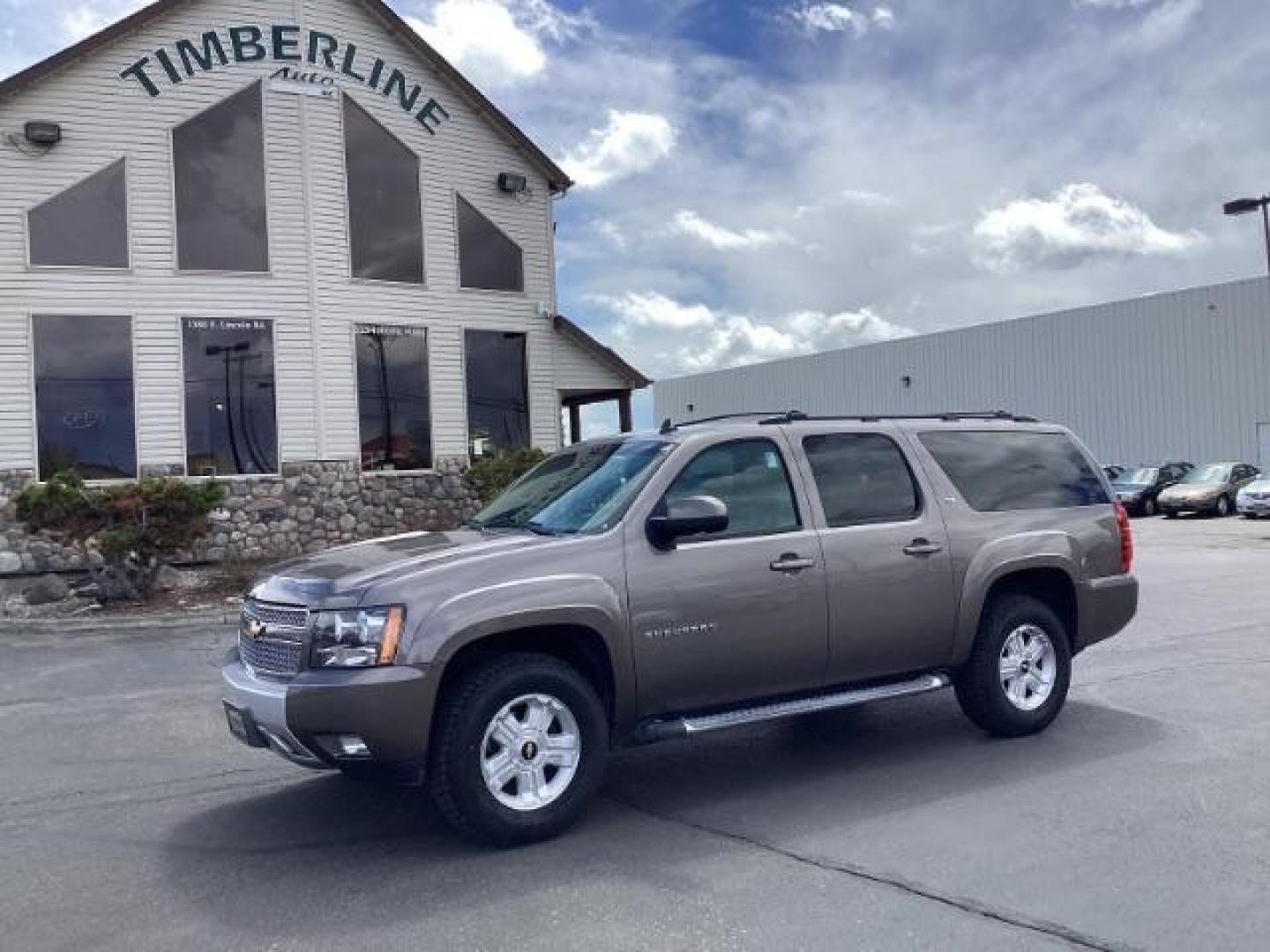 2012 Graystone Metallic /Ebony Leather Interior Chevrolet Suburban LT 1500 4WD (1GNSKJE75CR) with an 5.3L V8 OHV 16V FFV engine, 6-Speed Automatic transmission, located at 1235 N Woodruff Ave., Idaho Falls, 83401, (208) 523-1053, 43.507172, -112.000488 - Photo#0