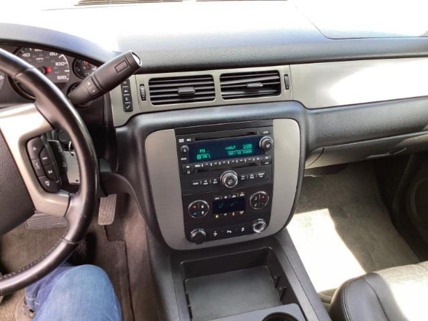 2012 Graystone Metallic /Ebony Leather Interior Chevrolet Suburban LT 1500 4WD (1GNSKJE75CR) with an 5.3L V8 OHV 16V FFV engine, 6-Speed Automatic transmission, located at 1235 N Woodruff Ave., Idaho Falls, 83401, (208) 523-1053, 43.507172, -112.000488 - Photo#10