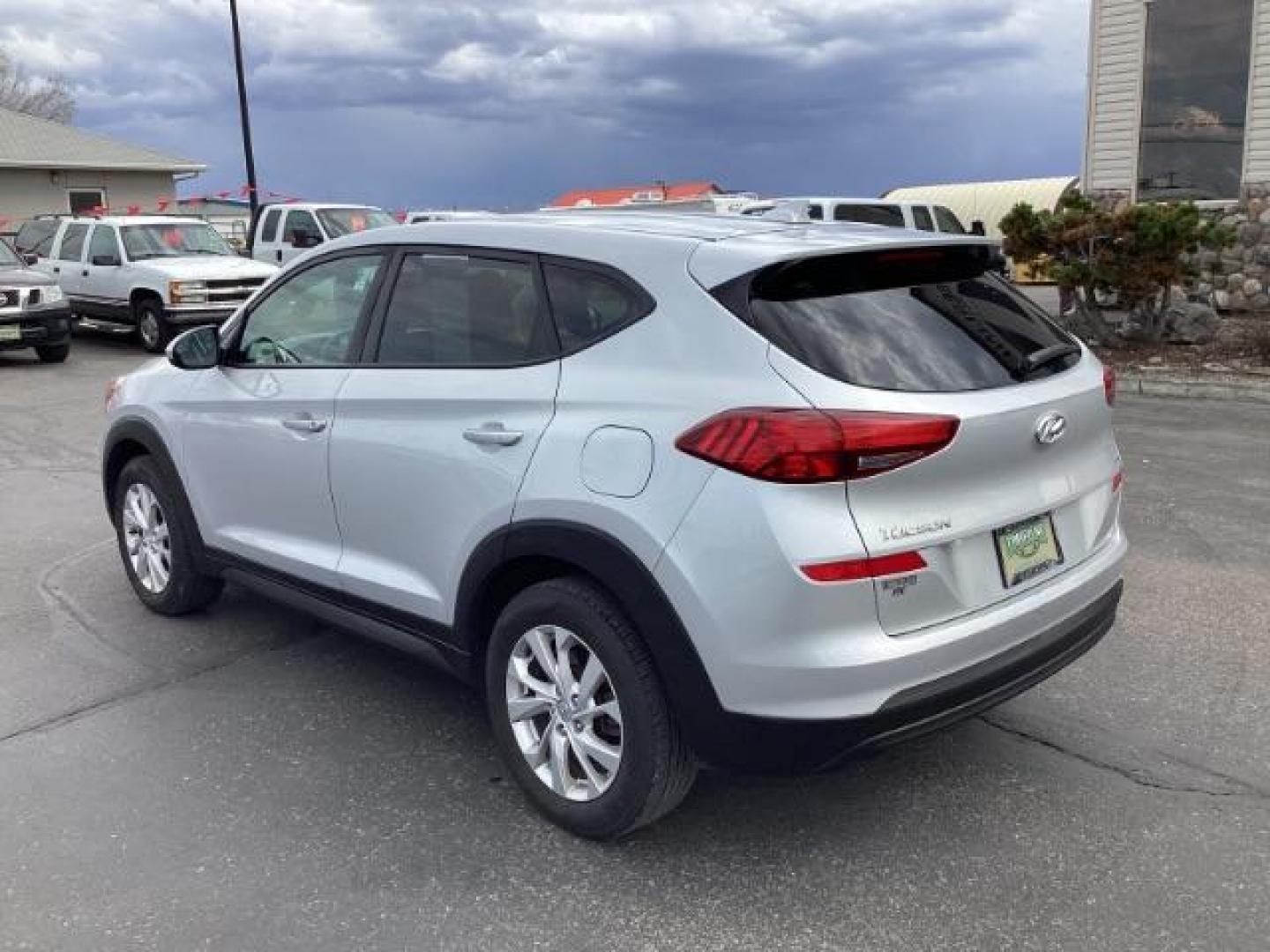 2019 Molten Silver Hyundai Tucson SE AWD (KM8J2CA43KU) with an 2.0L L4 DOHC 16V engine, 6-Speed Automatic transmission, located at 1235 N Woodruff Ave., Idaho Falls, 83401, (208) 523-1053, 43.507172, -112.000488 - The 2019 Hyundai Tucson SE AWD is a well-equipped trim level of the Tucson compact SUV, offering a blend of comfort, convenience, and capability. Here are the key features you might find on the 2019 Hyundai Tucson SE AWD: Engine: Typically equipped with a 2.0-liter inline-four engine producing arou - Photo#2