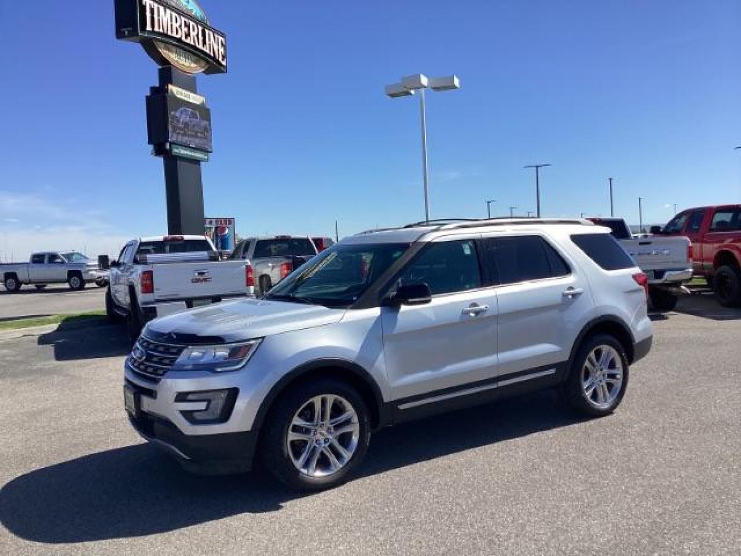 2017 Ingot Silver Metallic /Dark Earth w/Ebony Black, leather/sueded microfibe Ford Explorer XLT 4WD (1FM5K8D87HG) with an 3.5L V6 DOHC 24V engine, 6-Speed Automatic transmission, located at 1235 N Woodruff Ave., Idaho Falls, 83401, (208) 523-1053, 43.507172, -112.000488 - The 2017 Ford Explorer XLT 4x4 is a midsize SUV known for its versatility, comfort, and modern features. Here are the key features you can typically find in the 2017 Ford Explorer XLT 4x4: Four-Wheel Drive System: The Explorer XLT 4x4 comes equipped with a capable four-wheel-drive system, providin - Photo#0