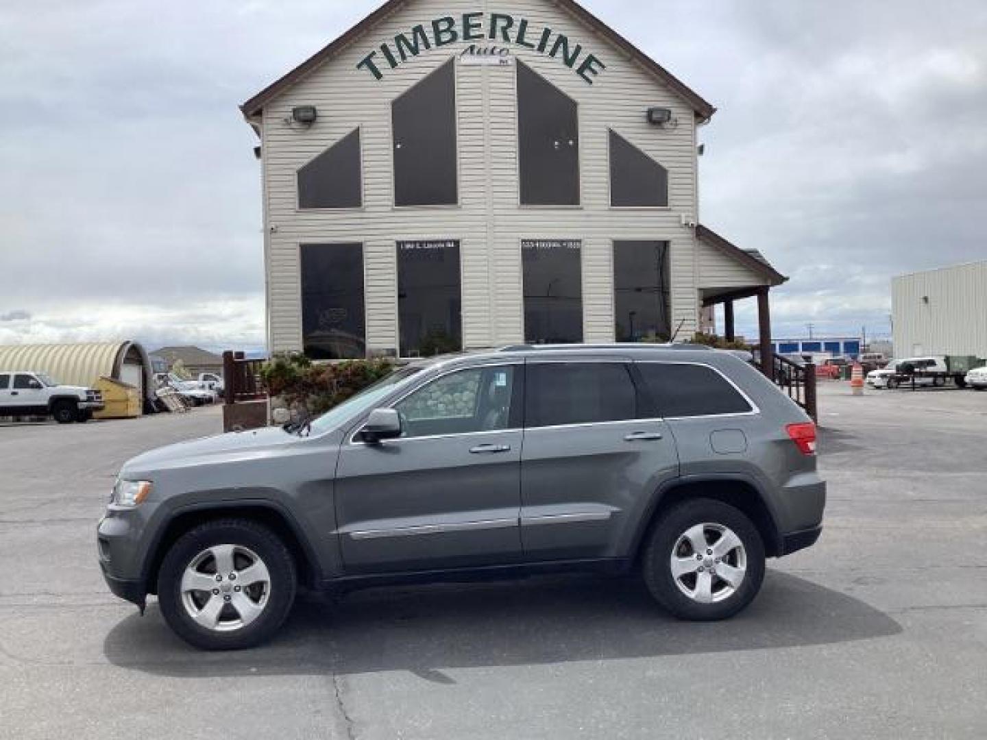 2012 Mineral Gray Metallic Jeep Grand Cherokee Laredo 4WD (1C4RJFAG3CC) with an 3.6L V6 DOHC 24V engine, 5-Speed Automatic transmission, located at 1235 N Woodruff Ave., Idaho Falls, 83401, (208) 523-1053, 43.507172, -112.000488 - The 2012 Jeep Grand Cherokee Laredo 4x4 offers a range of features suitable for both on-road comfort and off-road capability. Here are some of the key features you might find on this model: Engine Options: The Grand Cherokee Laredo might come with a choice of engines, including a V6 or V8 engine. T - Photo#1