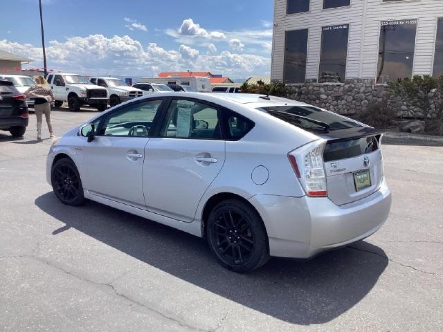 2010 Toyota Prius NA (JTDKN3DU9A0) , located at 1235 N Woodruff Ave., Idaho Falls, 83401, (208) 523-1053, 43.507172, -112.000488 - features 2018 dodge durango citadel ChatGPT The 2018 Dodge Durango Citadel comes with a variety of features, offering both style and functionality. Here are some of its key features: Powerful Engine Options: The 2018 Durango Citadel typically comes with a choice of two engines: a standard 3.6-liter - Photo#2