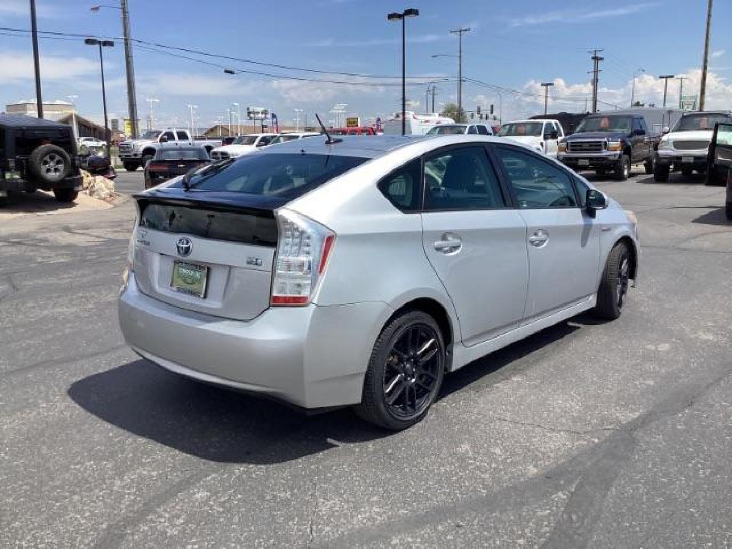 2010 Toyota Prius NA (JTDKN3DU9A0) , located at 1235 N Woodruff Ave., Idaho Falls, 83401, (208) 523-1053, 43.507172, -112.000488 - features 2018 dodge durango citadel ChatGPT The 2018 Dodge Durango Citadel comes with a variety of features, offering both style and functionality. Here are some of its key features: Powerful Engine Options: The 2018 Durango Citadel typically comes with a choice of two engines: a standard 3.6-liter - Photo#4