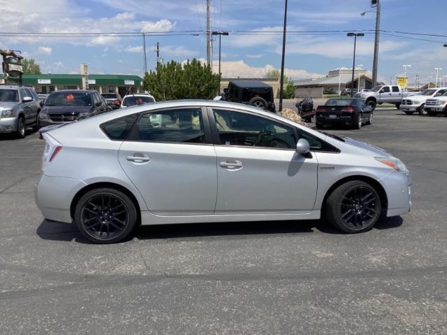 2010 Toyota Prius NA (JTDKN3DU9A0) , located at 1235 N Woodruff Ave., Idaho Falls, 83401, (208) 523-1053, 43.507172, -112.000488 - features 2018 dodge durango citadel ChatGPT The 2018 Dodge Durango Citadel comes with a variety of features, offering both style and functionality. Here are some of its key features: Powerful Engine Options: The 2018 Durango Citadel typically comes with a choice of two engines: a standard 3.6-liter - Photo#5