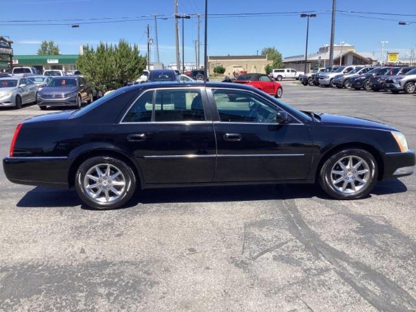 2010 Black Raven Cadillac DTS Luxury (1G6KD5EY1AU) with an 4.6L V8 DOHC 32V engine, 4-Speed Automatic transmission, located at 1235 N Woodruff Ave., Idaho Falls, 83401, (208) 523-1053, 43.507172, -112.000488 - The 2010 Cadillac DTS Luxury is a full-size luxury sedan that offers a range of premium features, a comfortable ride, and advanced technology. Here are the key features of the 2010 Cadillac DTS Luxury: Engine and Performance Engine: 4.6-liter Northstar V8 engine Horsepower: 275 hp @ 6,000 rpm Torqu - Photo#5