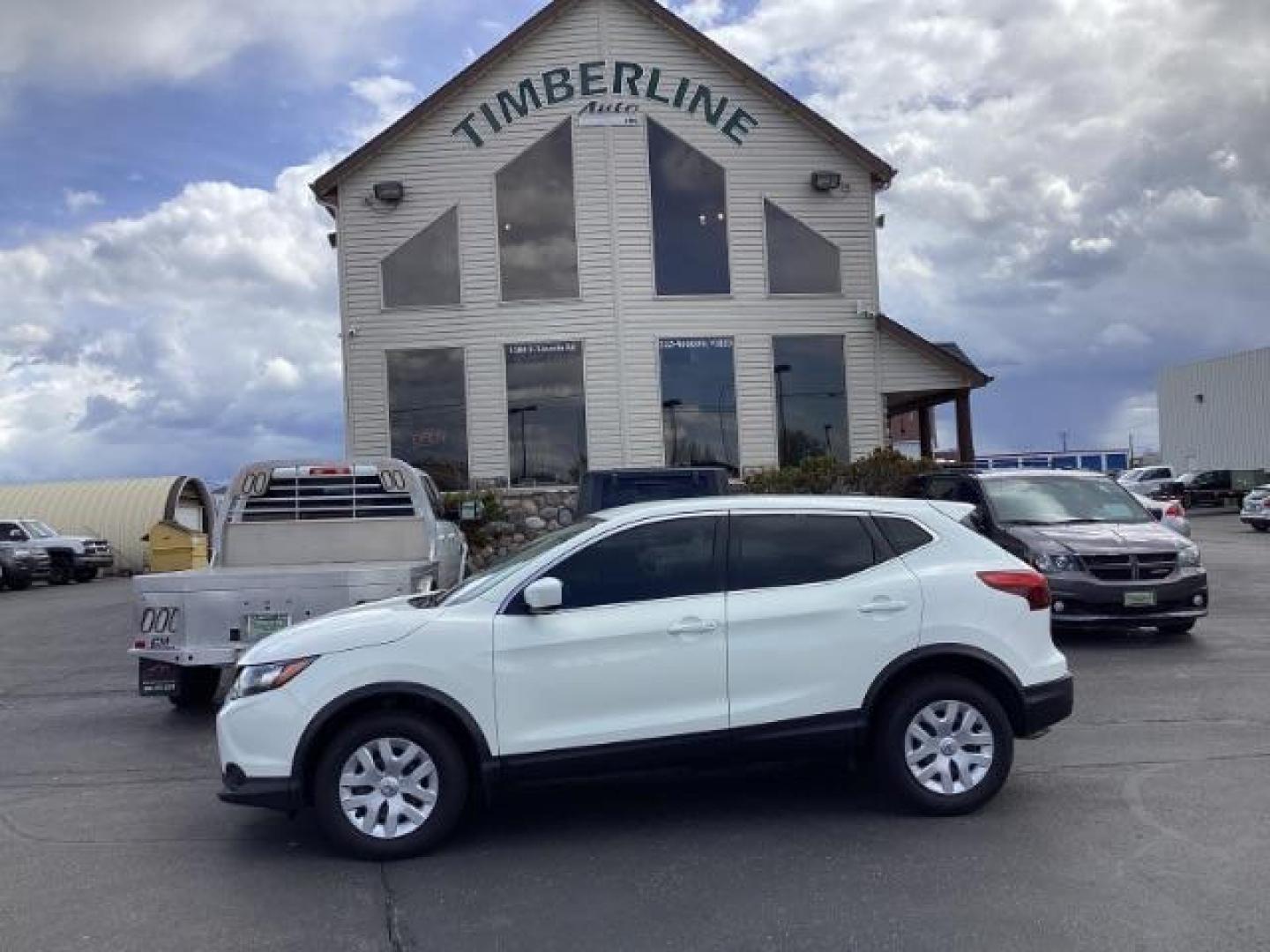 2018 Nissan Rogue Sport NA (JN1BJ1CP6JW) with an 2.0 engine, AUTO transmission, located at 1235 N Woodruff Ave., Idaho Falls, 83401, (208) 523-1053, 43.507172, -112.000488 - The 2018 Nissan Rogue Sport is a compact crossover SUV that offers a combination of versatility, efficiency, and modern features. Here are some key features of the 2018 Nissan Rogue Sport: Engine: The Rogue Sport is typically powered by a 2.0-liter four-cylinder engine, delivering around 141 horsep - Photo#1