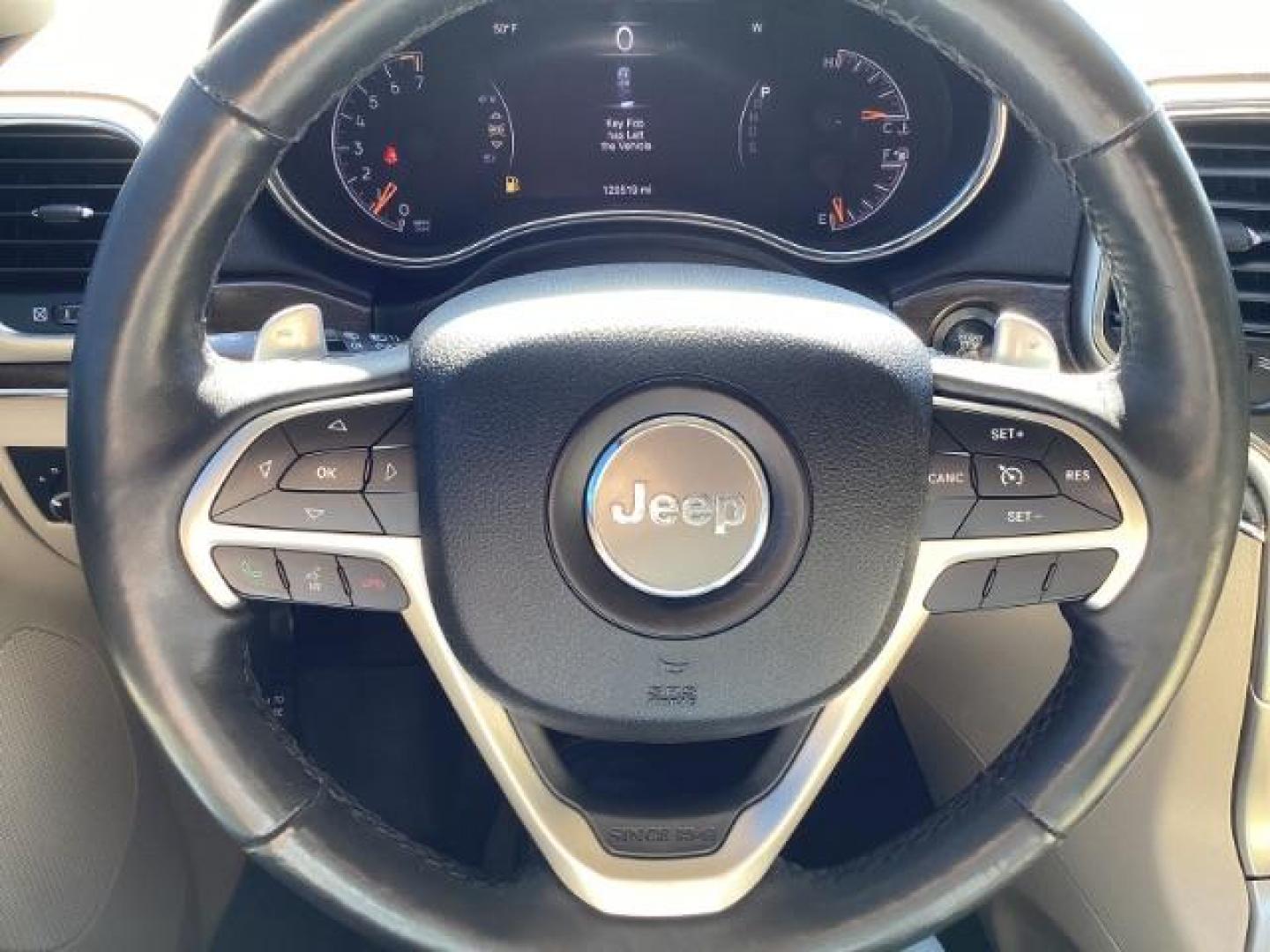 2015 Jeep Grand Cherokee Limited 4WD (1C4RJFBG0FC) with an 3.6L V6 DOHC 24V engine, 8-Speed Automatic transmission, located at 1235 N Woodruff Ave., Idaho Falls, 83401, (208) 523-1053, 43.507172, -112.000488 - Here are the features commonly found on the 2015 Jeep Grand Cherokee Limited: Engine Options: The 2015 Jeep Grand Cherokee Limited typically offered a choice of engines: 3.6-liter V6 engine, producing around 290 horsepower and 260 lb-ft of torque. Transmission: Most models came with an 8-speed au - Photo#14