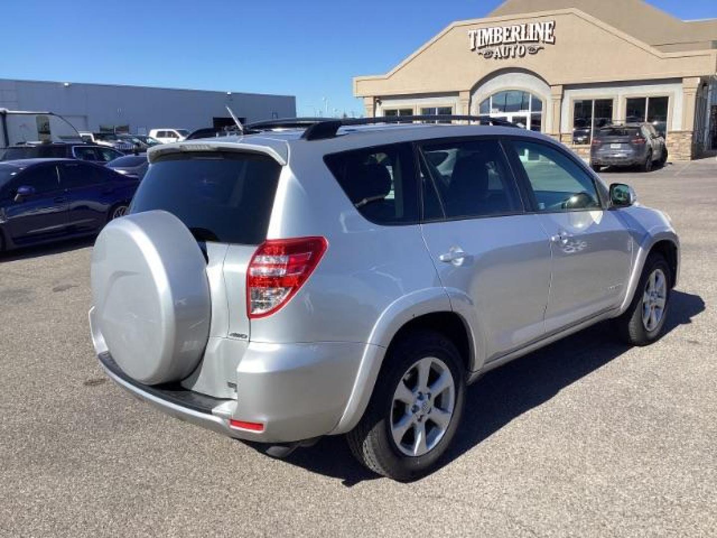 2012 Classic Silver Metallic /Ash Cloth Interior Toyota RAV4 Limited V6 4WD (2T3DK4DV1CW) with an 3.5L V6 DOHC 24V engine, 5-Speed Automatic transmission, located at 1235 N Woodruff Ave., Idaho Falls, 83401, (208) 523-1053, 43.507172, -112.000488 - The 2012 Toyota RAV4 Limited trim offers a range of features aimed at enhancing comfort, convenience, and safety. Here are some of the key features you can typically find in the 2012 RAV4 Limited: Leather Upholstery: The Limited trim often comes standard with leather-trimmed seats, providing a more - Photo#4