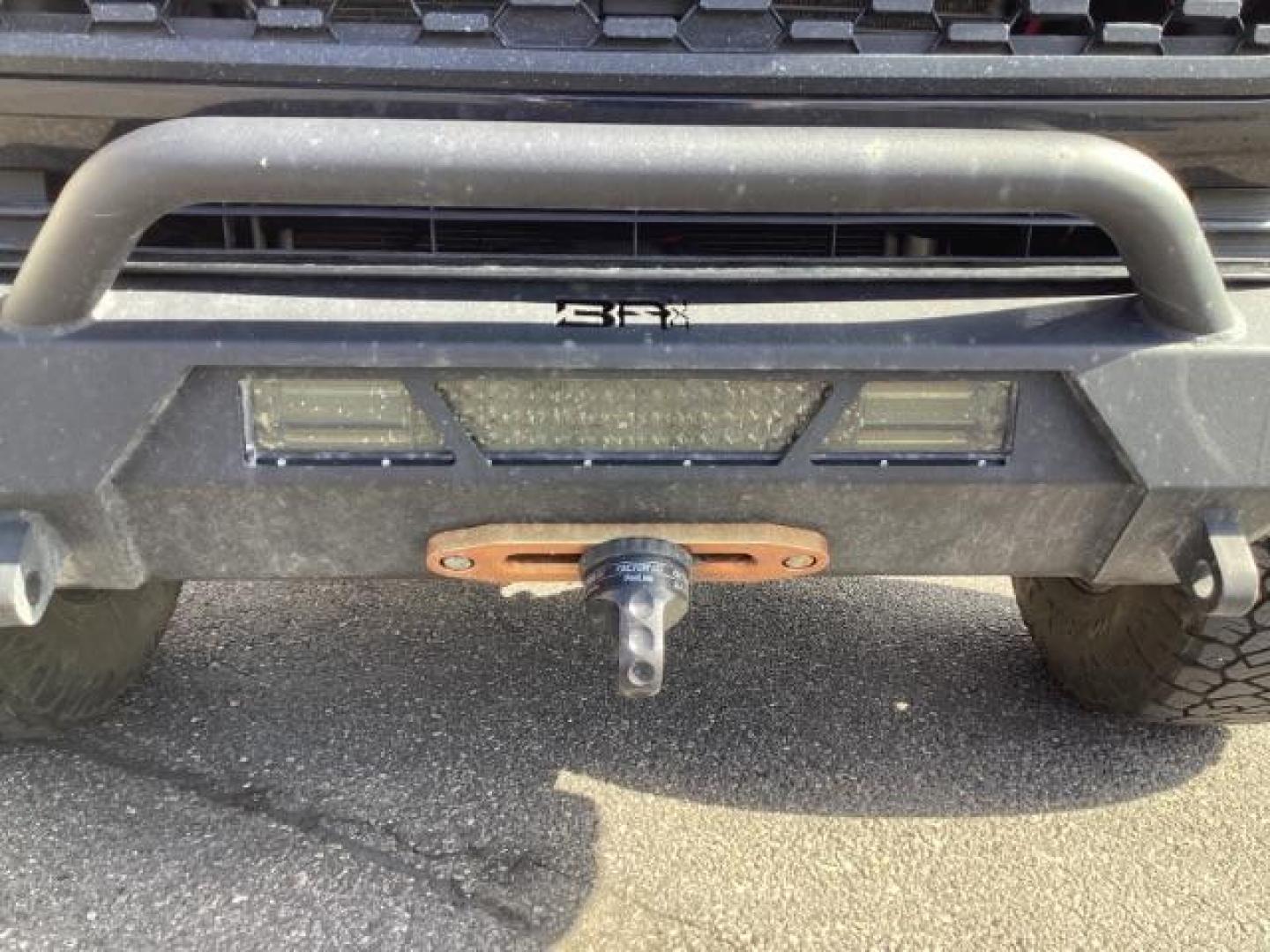 2019 Midnight Black Metallic /Cement Gray, cloth Toyota Tacoma SR5 Double Cab Super Long Bed V6 6AT 4WD (3TMDZ5BN7KM) with an 3.5L V6 DOHC 24V engine, 6-Speed Automatic transmission, located at 1235 N Woodruff Ave., Idaho Falls, 83401, (208) 523-1053, 43.507172, -112.000488 - Photo#7