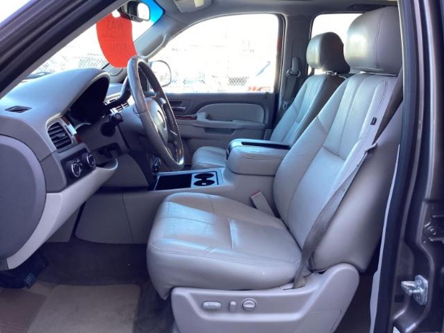 2013 GRAY /Ebony Leather Interior Chevrolet Suburban LTZ 1500 4WD (1GNSKJE71DR) with an 5.3L V8 OHV 16V FFV engine, 6-Speed Automatic transmission, located at 1235 N Woodruff Ave., Idaho Falls, 83401, (208) 523-1053, 43.507172, -112.000488 - Photo#9