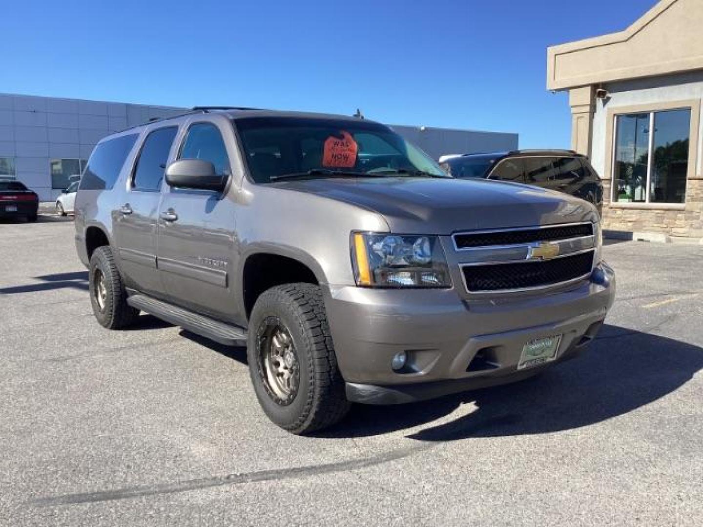 2013 GRAY /Ebony Leather Interior Chevrolet Suburban LTZ 1500 4WD (1GNSKJE71DR) with an 5.3L V8 OHV 16V FFV engine, 6-Speed Automatic transmission, located at 1235 N Woodruff Ave., Idaho Falls, 83401, (208) 523-1053, 43.507172, -112.000488 - Photo#6