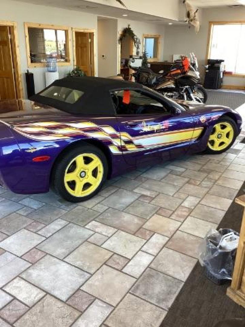 1998 PURPLE Chevrolet Corvette CONVERTIBLE 2-DR (1G1YY32G6W5) with an 5.7L V8 OHV 16V engine, 6-Speed Manual transmission, located at 1235 N Woodruff Ave., Idaho Falls, 83401, (208) 523-1053, 43.507172, -112.000488 - Photo#5