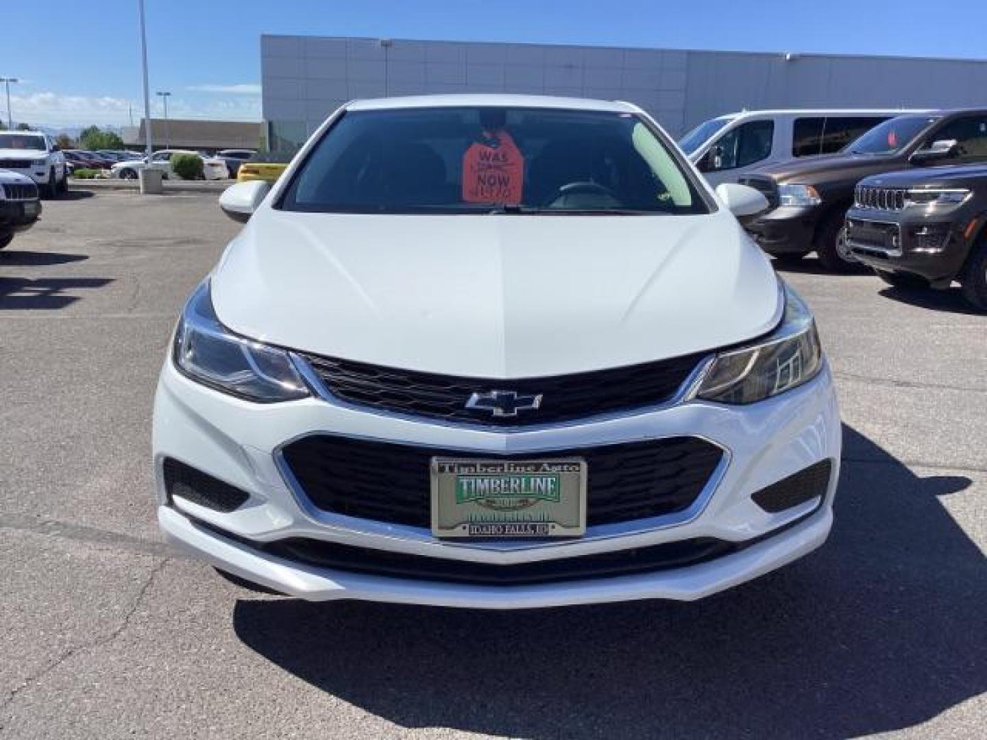 2017 Summit White /Jet Black, cloth Chevrolet Cruze LT Auto (1G1BE5SM0H7) with an 1.4L L4 DOHC 16V TURBO engine, 6-Speed Automatic transmission, located at 1235 N Woodruff Ave., Idaho Falls, 83401, (208) 523-1053, 43.507172, -112.000488 - Photo#7