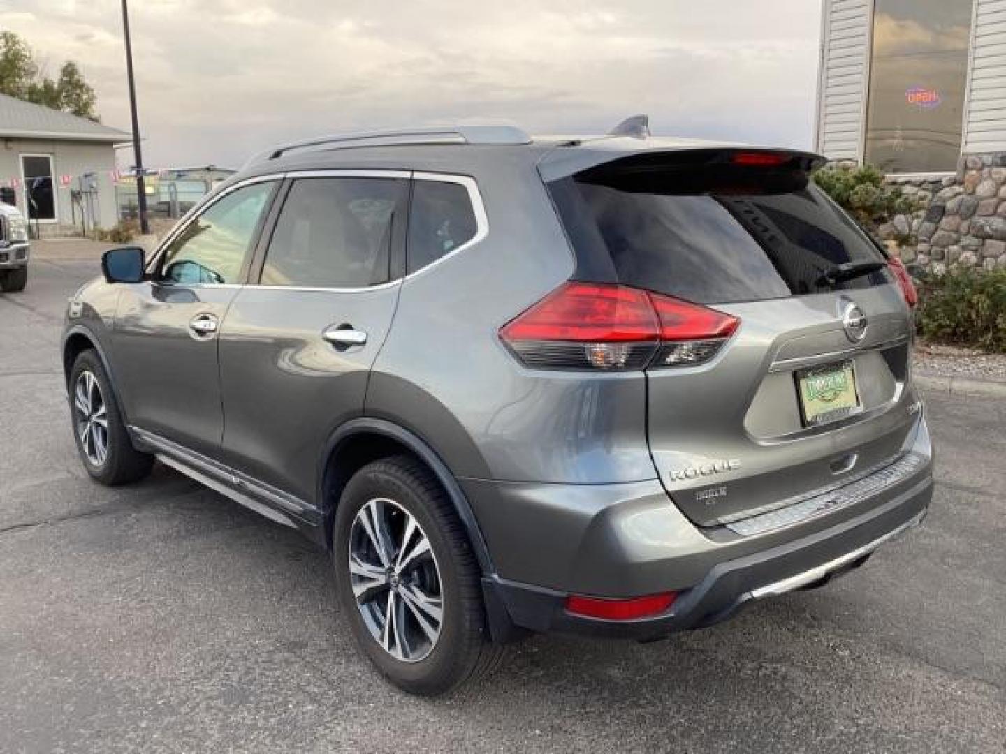 2017 Brilliant Silver /Charcoal, leather Nissan Rogue SL AWD (5N1AT2MV4HC) with an 2.5L L4 DOHC 16V engine, Continuously Variable Transmission transmission, located at 1235 N Woodruff Ave., Idaho Falls, 83401, (208) 523-1053, 43.507172, -112.000488 - Elevate your driving experience with this 2017 Nissan Rogue SL AWD! Known for its stylish design and versatile functionality, this compact SUV is powered by a fuel-efficient 2.5L I4 engine and features all-wheel drive, making it perfect for any weather or terrain. Key Features: Luxurious SL tr - Photo#3