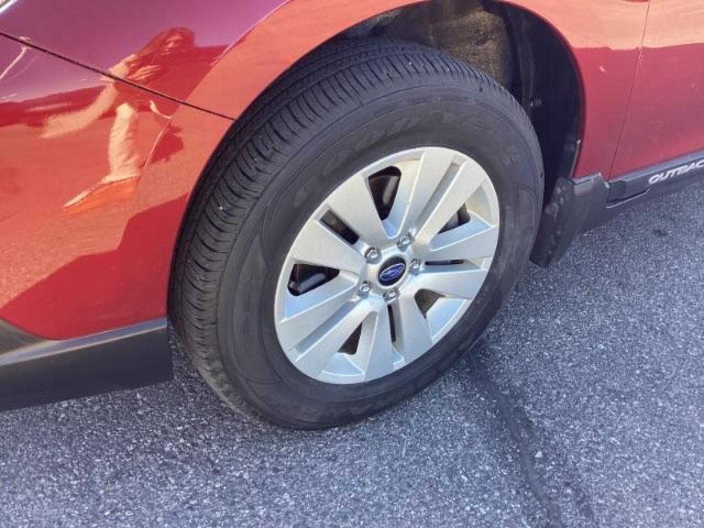 2015 Venetian Red Pearl /Slate Black Subaru Outback 2.5i Premium (4S4BSADC8F3) with an 2.5L H4 DOHC 16V engine, 6-Speed Automatic transmission, located at 1235 N Woodruff Ave., Idaho Falls, 83401, (208) 523-1053, 43.507172, -112.000488 - Photo#8