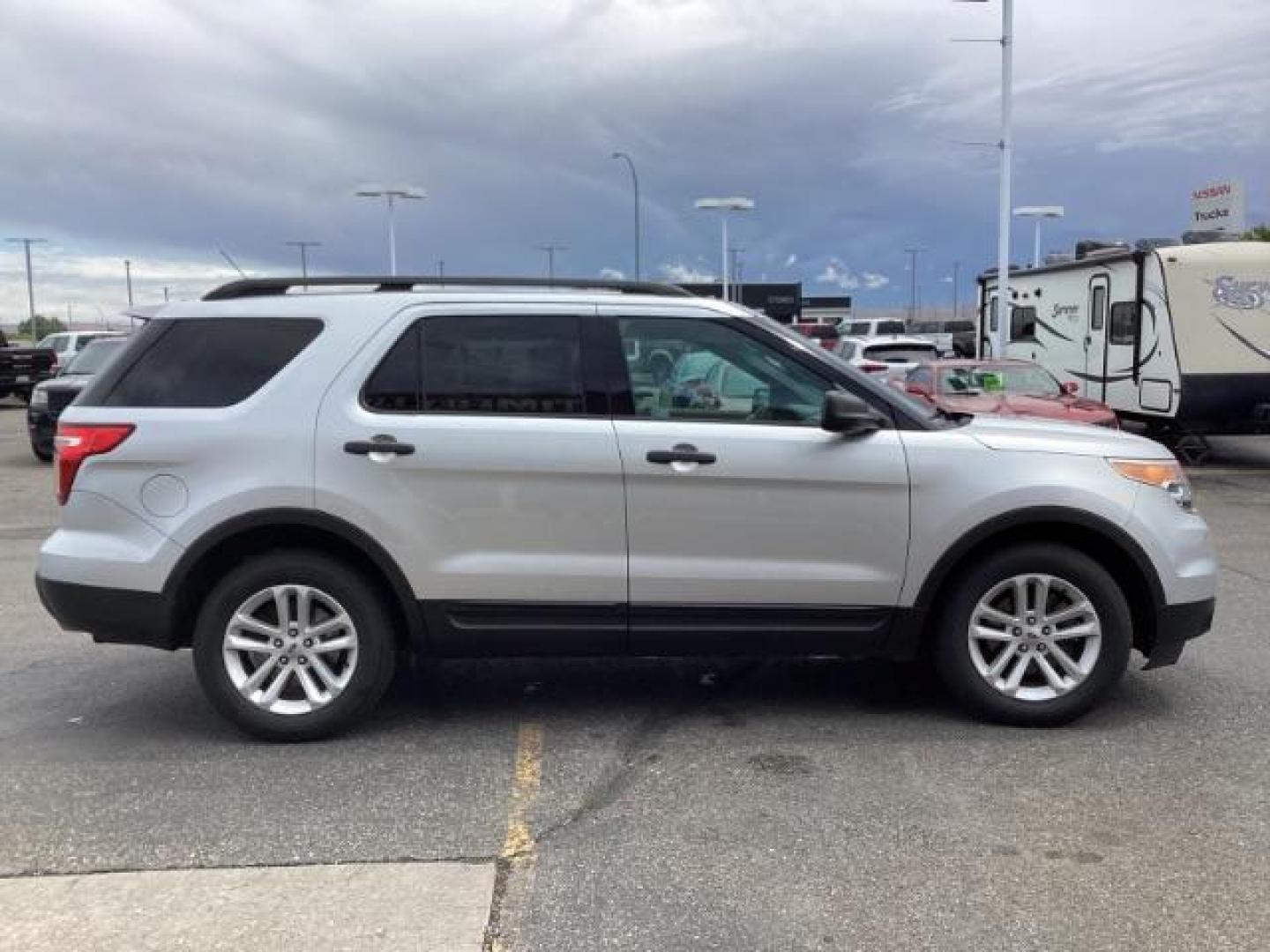 2015 Ingot Silver Metallic /Medium Light Stone, cloth Ford Explorer Base FWD (1FM5K7B88FG) with an 3.5L V6 DOHC 24V engine, 6-Speed Automatic transmission, located at 1235 N Woodruff Ave., Idaho Falls, 83401, (208) 523-1053, 43.507172, -112.000488 - Photo#6