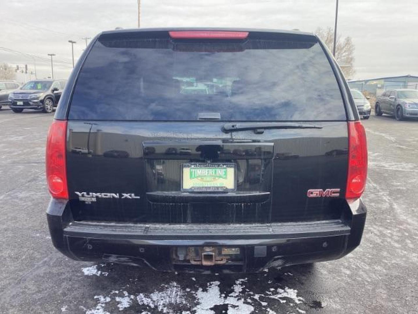 2014 Onyx Black GMC Yukon XL SLT 1/2 Ton 4WD (1GKS2KE75ER) with an 5.3L V8 OHV 16V FFV engine, 6-Speed Automatic transmission, located at 1235 N Woodruff Ave., Idaho Falls, 83401, (208) 523-1053, 43.507172, -112.000488 - Photo#4