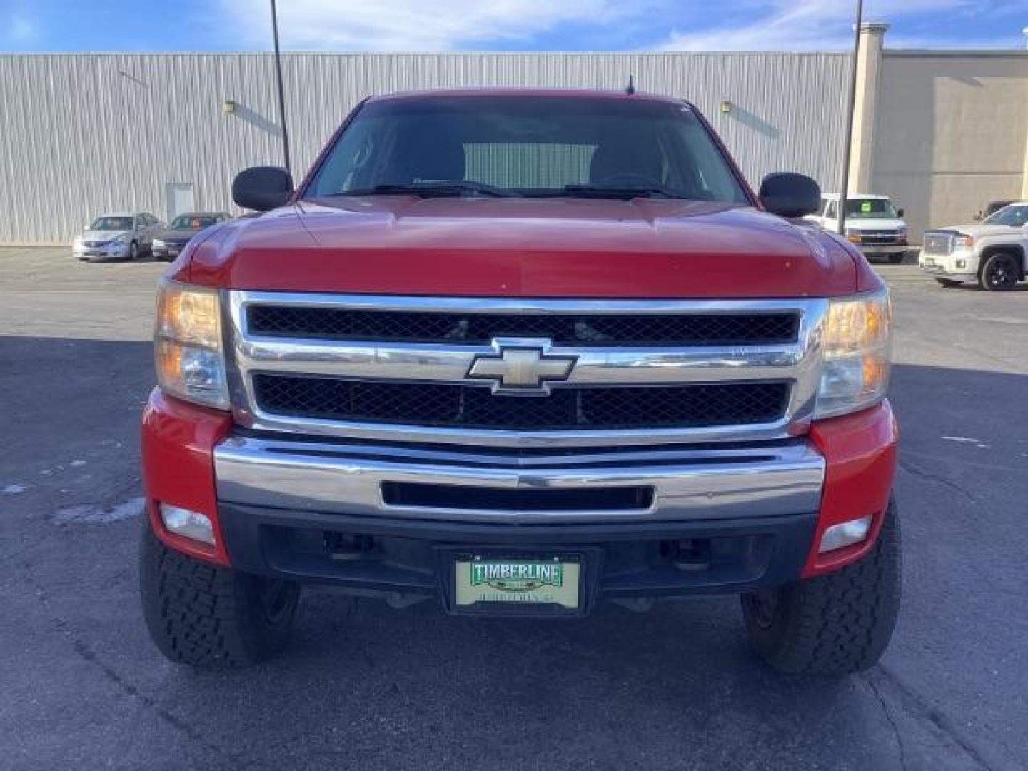 2011 Victory Red /Ebony Cloth Interior Chevrolet Silverado 1500 LT Crew Cab 4WD (3GCPKSE38BG) with an 5.3L V8 OHV 16V FFV engine, 6-Speed Automatic transmission, located at 1235 N Woodruff Ave., Idaho Falls, 83401, (208) 523-1053, 43.507172, -112.000488 - Photo#9